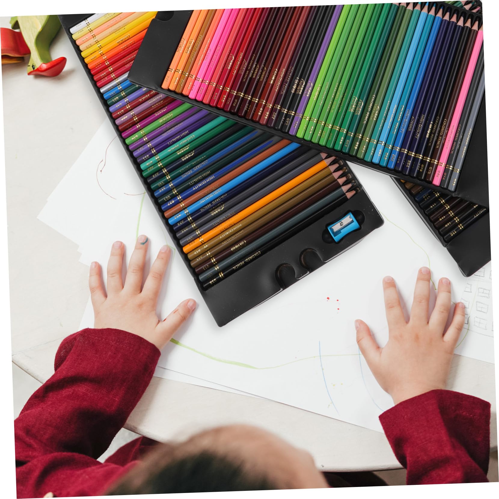 120 pièces Crayons de Couleur Huileux Couleurs Ensemble de Crayons Artistiques pour Adultes et Garçon Fille Boîte Transparente Facile à Utiliser et Durables pour Dessin et
