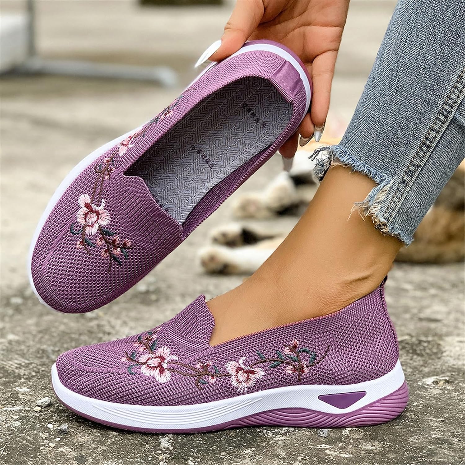 Women Woven Mesh Sneakers Flower Foam Cusion Athletic Lightweight Breathable Soft Shoes Tennis Workout Slip On Sandals