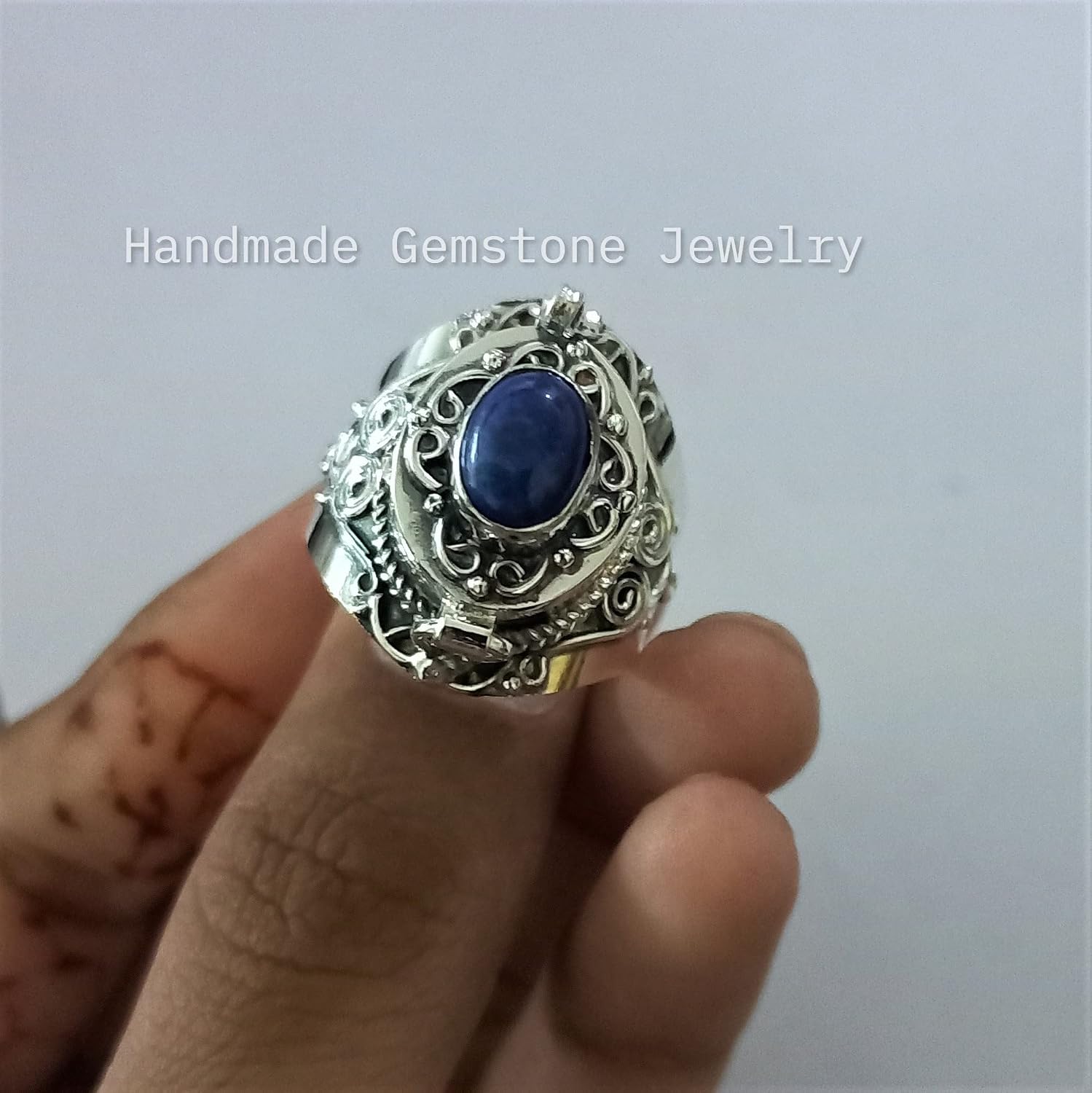 Lapis Lazuli Ring, Poison Box Ring, Blue Stone Ring, September Birthstone Ring, Locket Ring, Poison Pill Box, Designer Box Ring, Healing Crystal Ring, Secret Message Ring, Natural Lapis Lazuli Jewelry