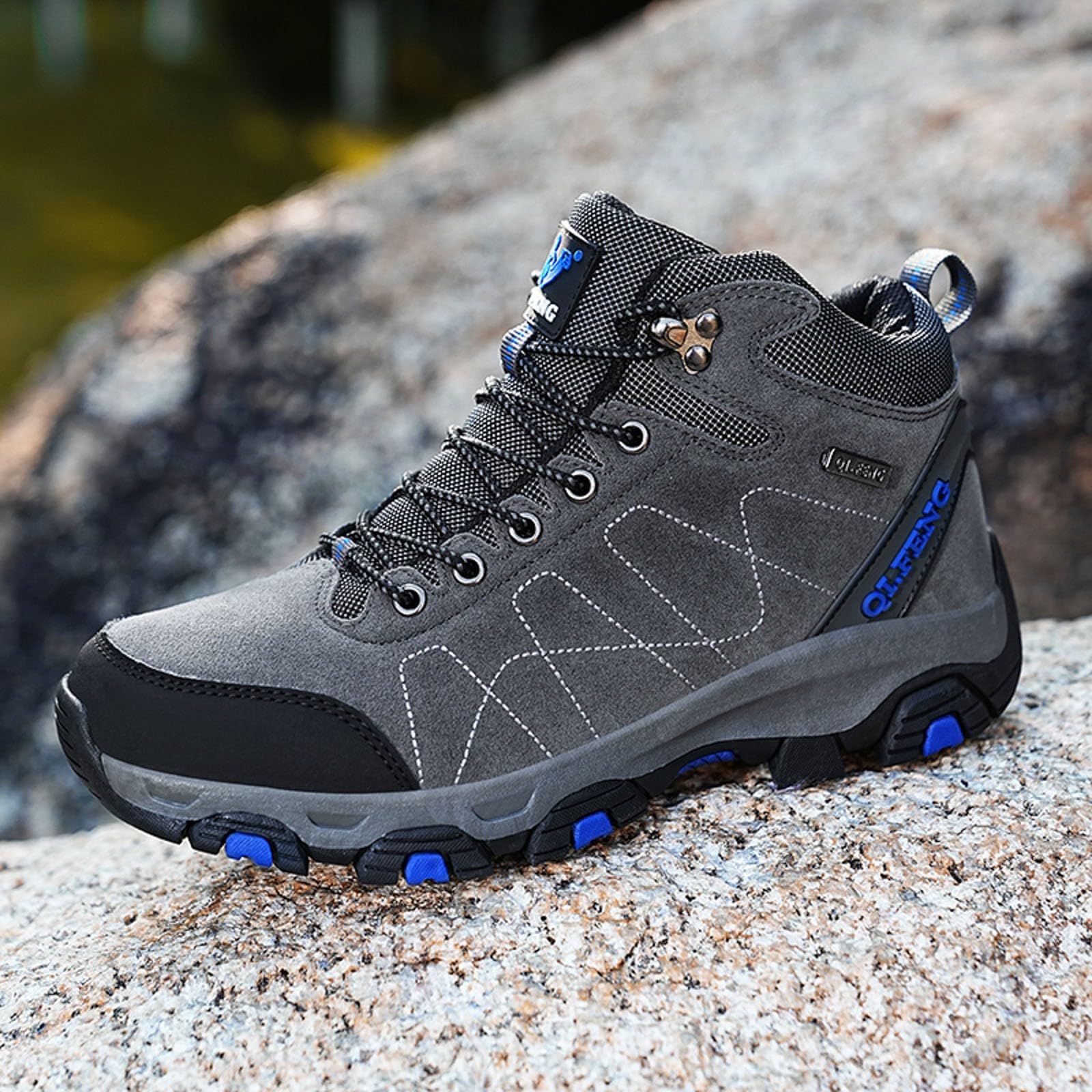 Scarponi Invernali Donna 2026 Scarpe da Coppia Trekking Moda Sneakers All'Aperto con Suola Spessa Stivaletti Neri Doposci