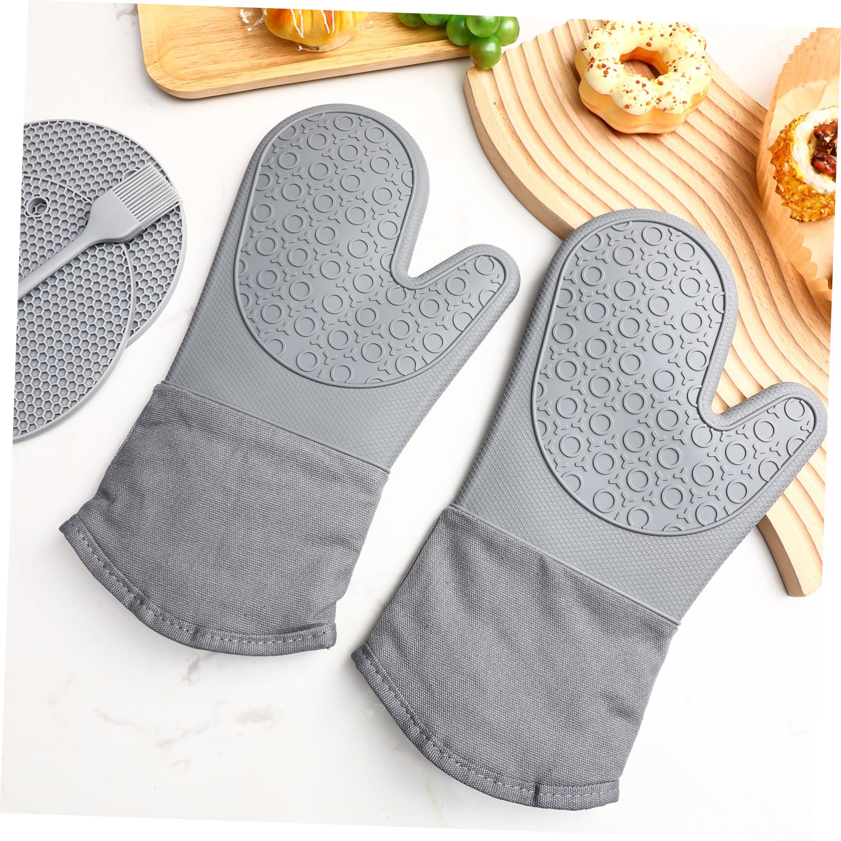 Ofenhandschuhe 5 Stück mit Rutschfester Oberfläche aus Silikon Hitzebeständige Inklusive Backmatte und Ölpinsel für Sicheres Backen und Grillen zu Hause