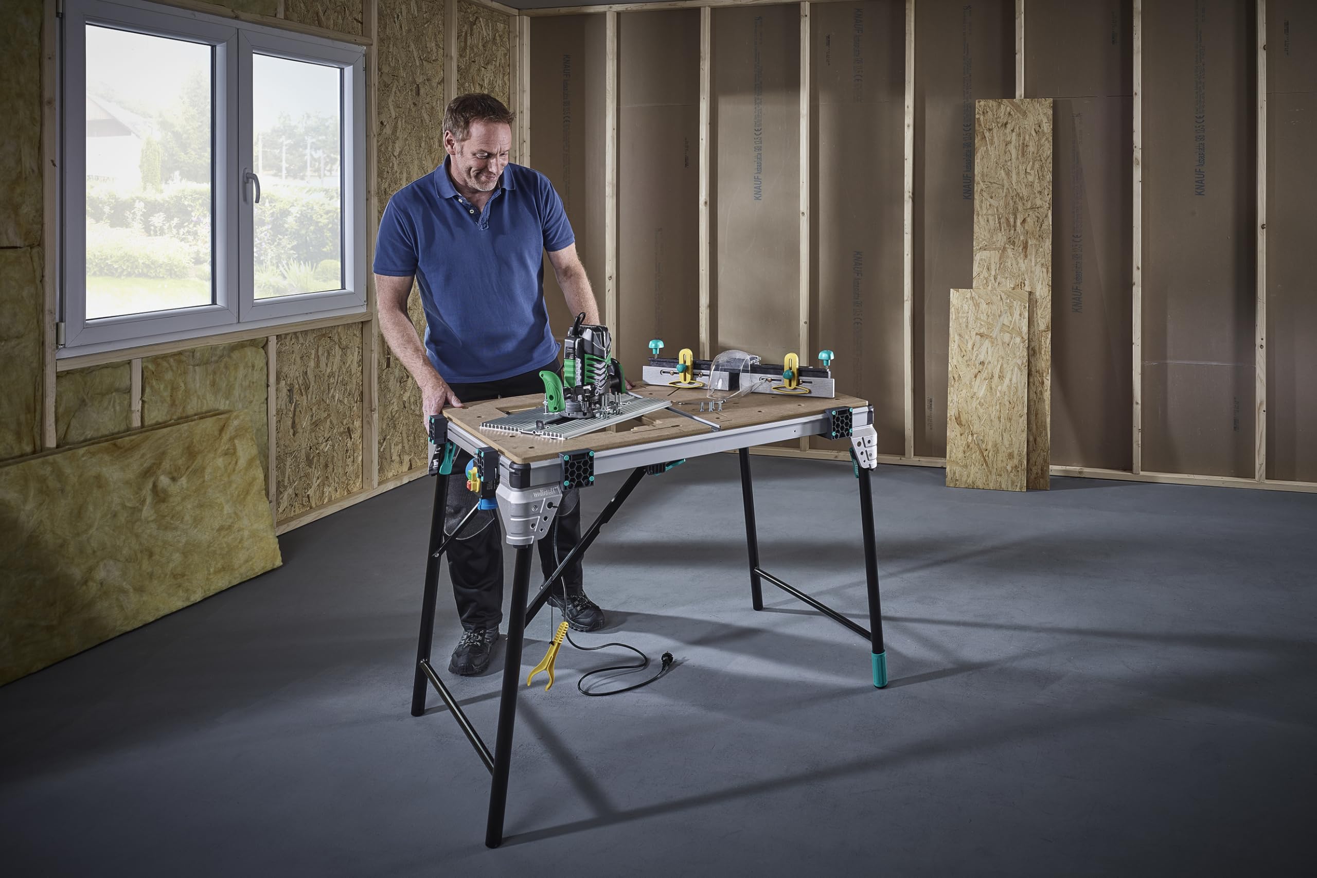 wolfcraft Master Cut 2600 - multifunktionaler mobiler Maschinentisch für Tischkreissäge, Stichsäge, Kapp- und Gehrungssäge, Arbeitsstation, Fräse und geführte Handkreissäge - klappbar - 6918000