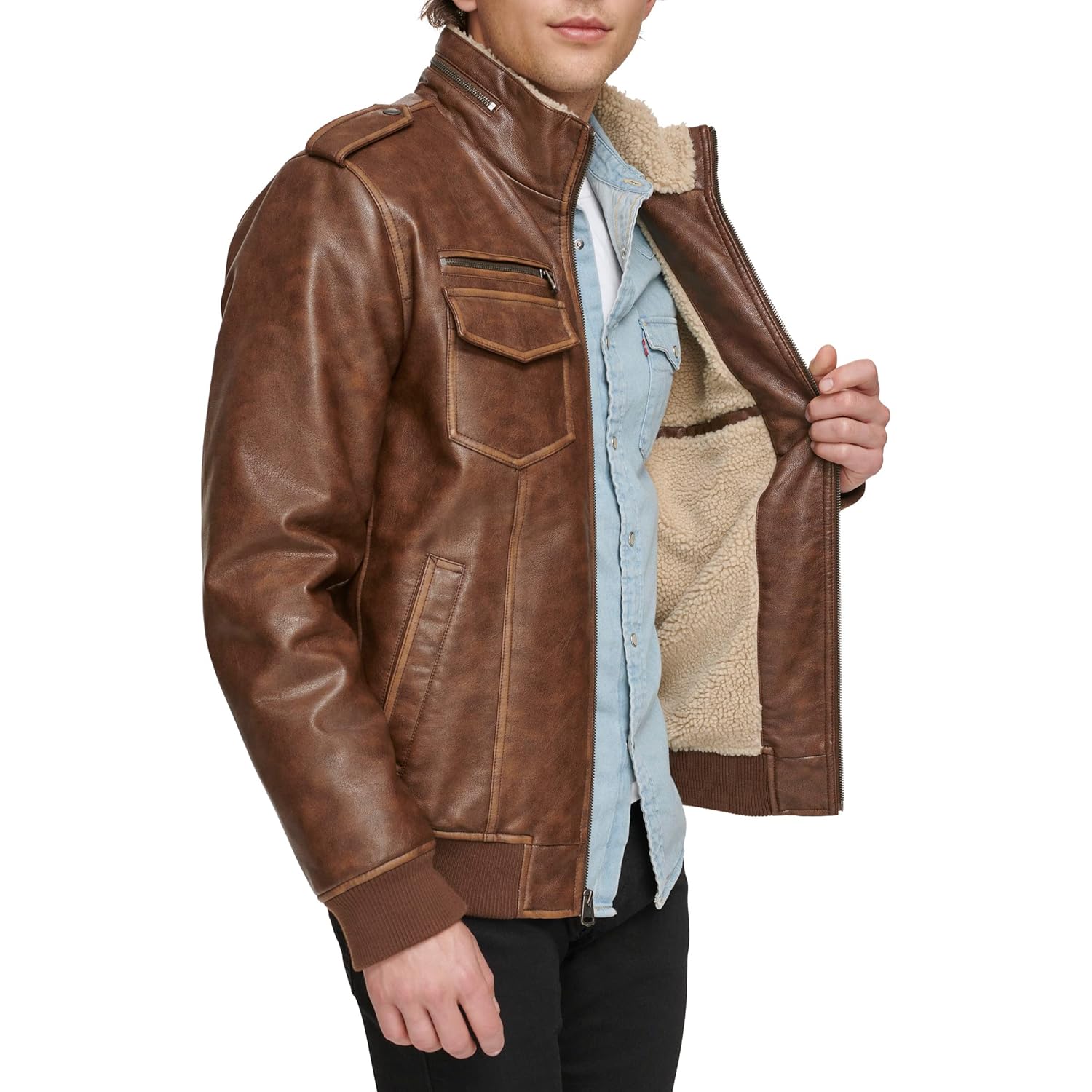 Levi’s Jaqueta aviador masculina grande e alta de couro sintético sherpa em promoção! Veja a oferta e mais achadinhos de Jaquetas & Casacos 5 Hoje é o melhor dia para comprar Levi’s Jaqueta aviador masculina grande e alta de couro sintético sherpa com aquele preço maroto! Promoção! Aproveite a oferta! 5