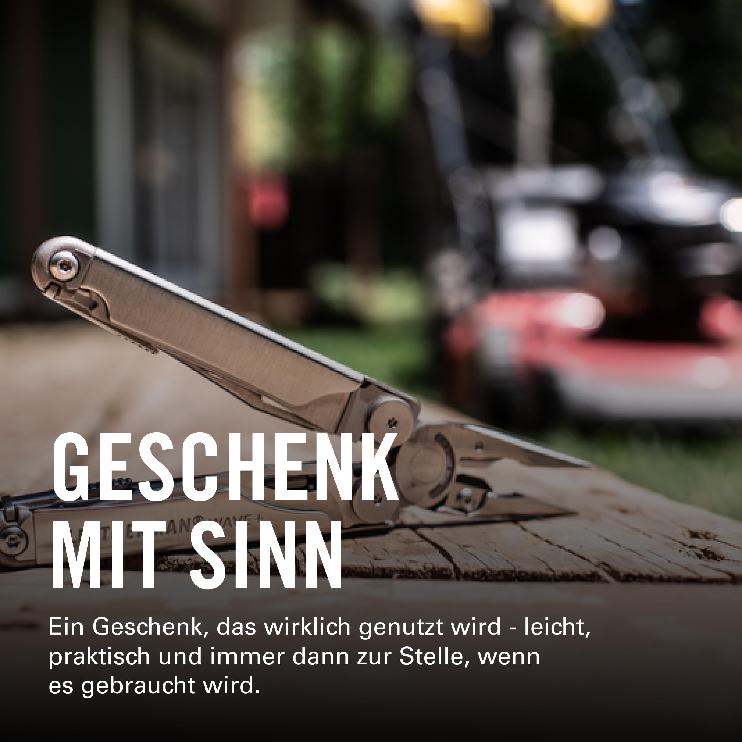 Leatherman Wave+ Multi-Tool - 18-in-1 Hochleistungs-Edelstahlwerkzeug mit Klingen, Zangen und Drahtschneidern - Camping Zubehör - Schwarz