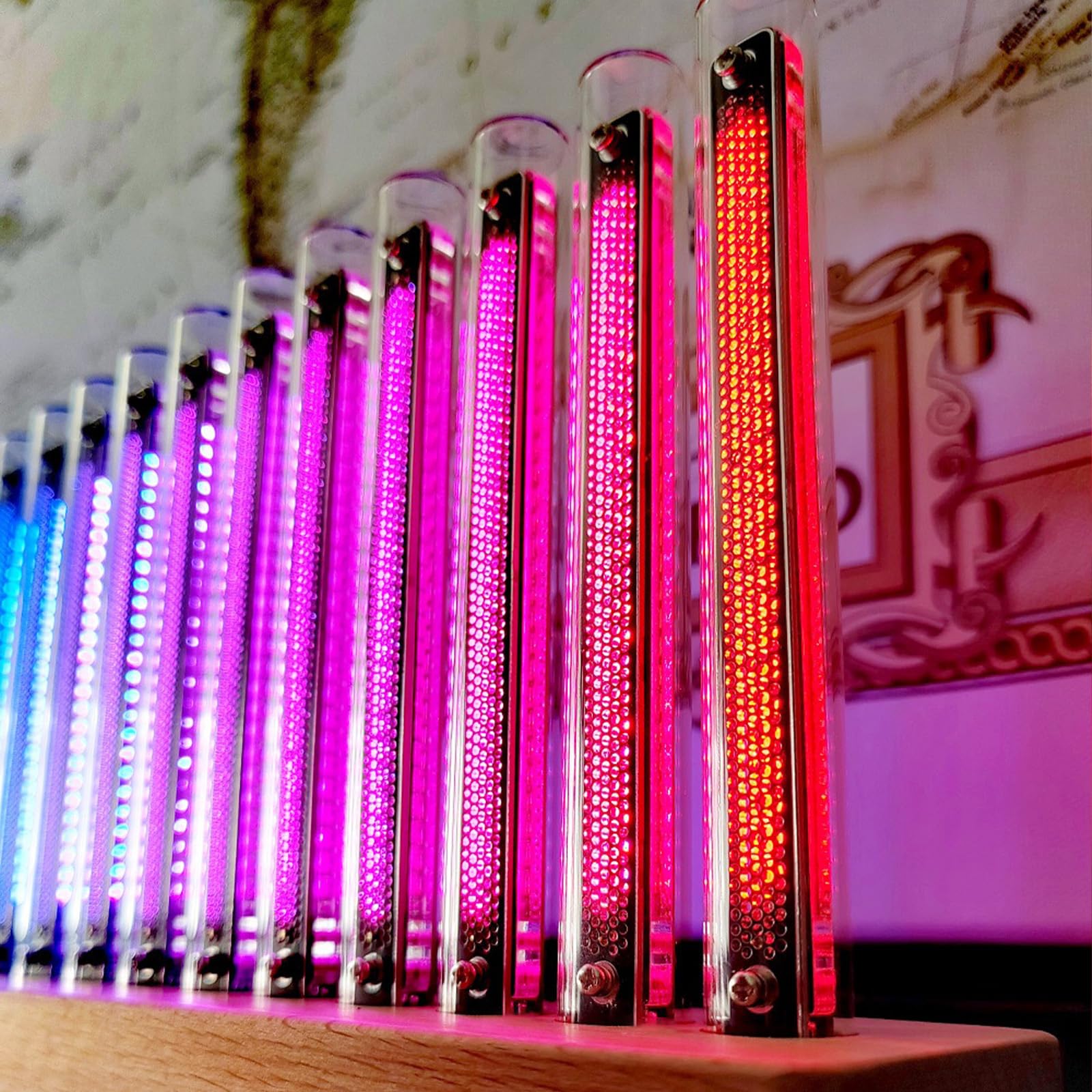 LED Nixie Uhr, Nixie Röhrenuhr Tube Clock, Musik Rhythmus Licht, Verschiedene Rhythmusstile, Einstellbare Helligkeit, Desktop Dekoration, Kreatives Geschenk zum Geburtstag Weihnachten
