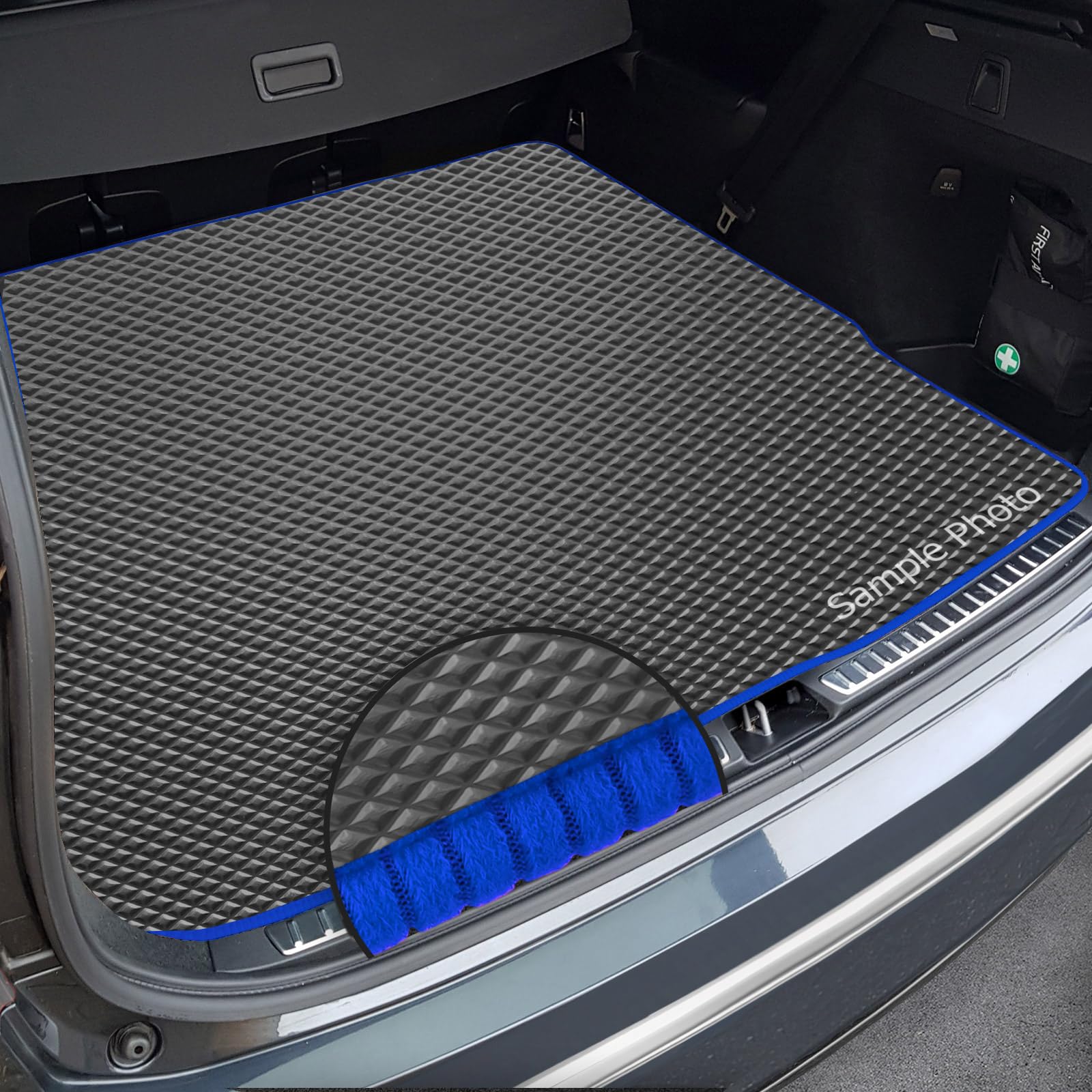 To fit Lexus NX (2014-2021) Diamond Rubber Bootmat + Blue Ribbed