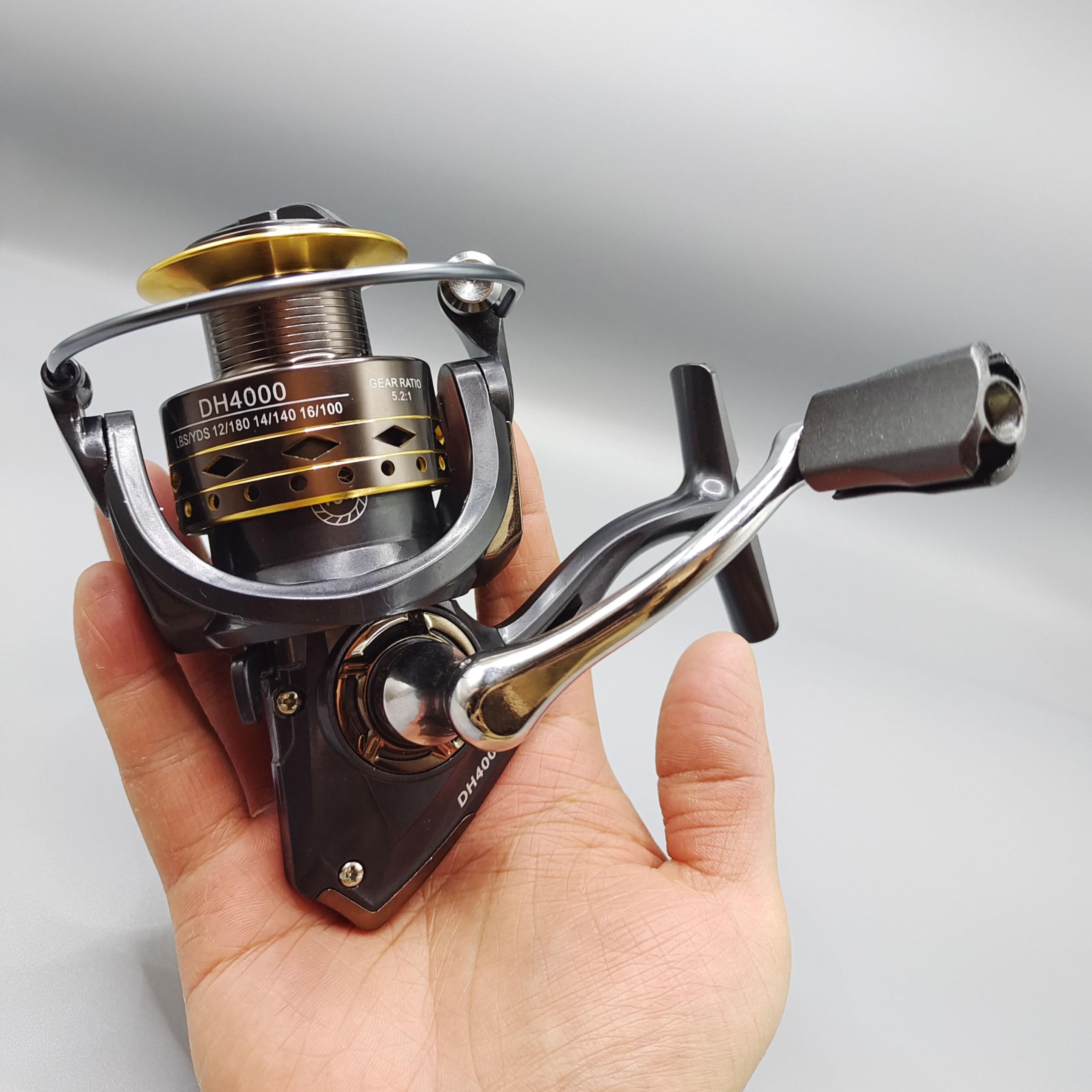 Spinning Fishing Reel, 13+1 Stainless Steel BB, 5.2:1/4.7：1 Gear Ratio, Lightweight Spinning Reel 1000 to 7000 Series, Handle Interchangeable Ultra Smooth Powerful for Freshwater Saltwater Fishing