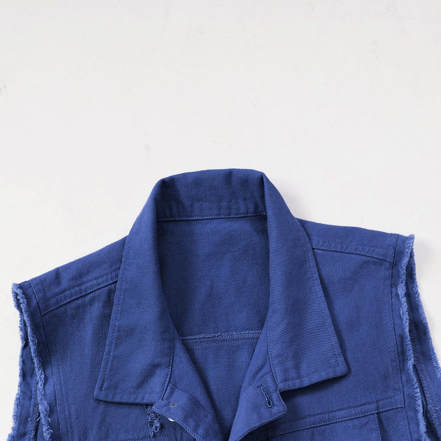 Women's Lapel Blue Denim Vest Buttoned Vest Jacket - Image 4