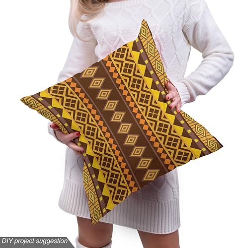 Miniatura 584 de Lunarable - Tela para amantes de perros de The Yard, patrón divertido de animales de dibujos animados en posiciones caprichosas estirando y Beige y