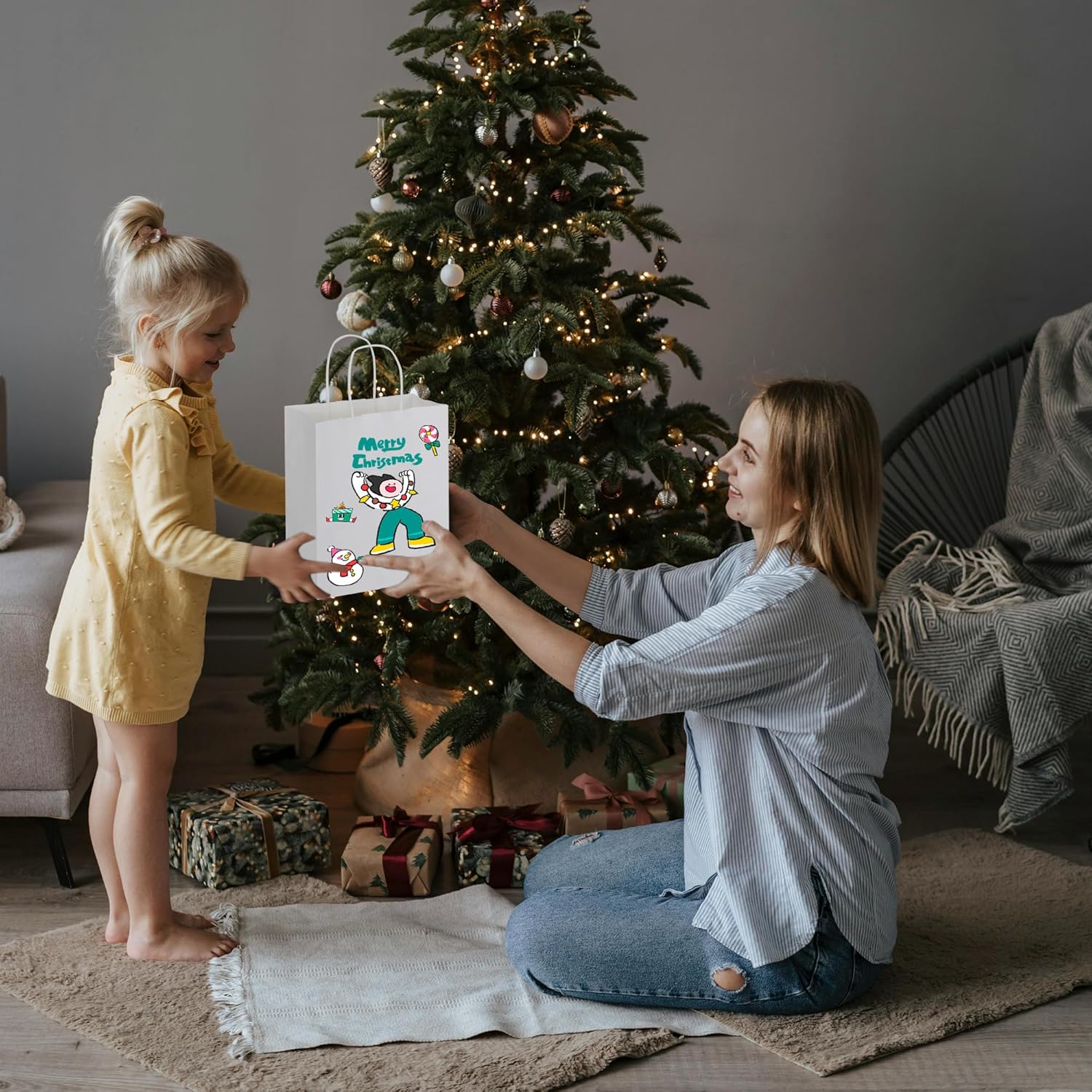 STOBOCTER 200 Pack 8.3x4.4x10 Inch White Paper Bags, Medium Kraft Paper Bags with Handles Bulk, Craft Paper Gift Bags for Party Favors Grocery Retail Shopping Business Goody Merchandise Take Out Bags - Image 7