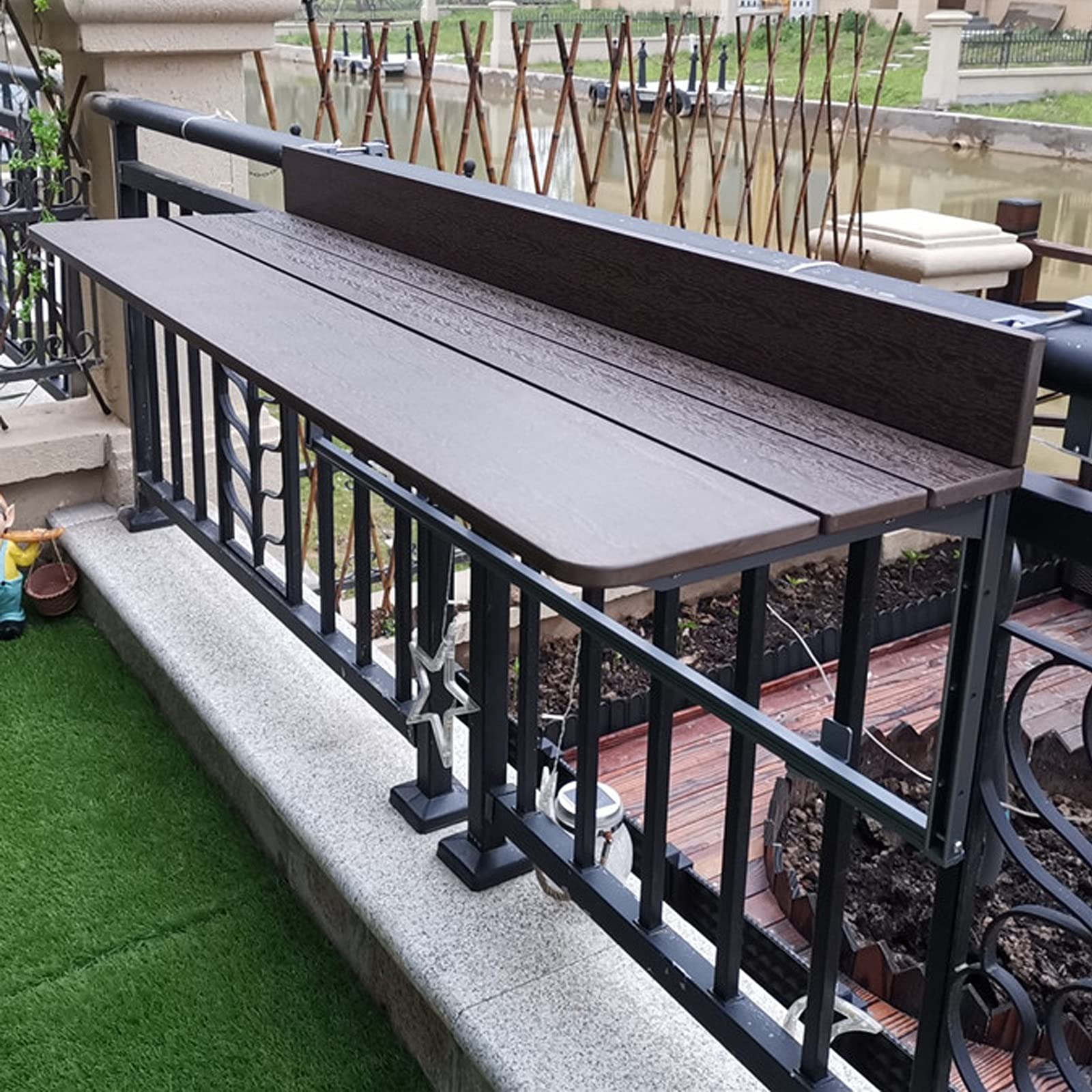 Table suspendue pliable avec balustrade pour balcon, comptoir de bar extérieur, étagère à thé, étagère à thé, design relevable pour les loisirs.