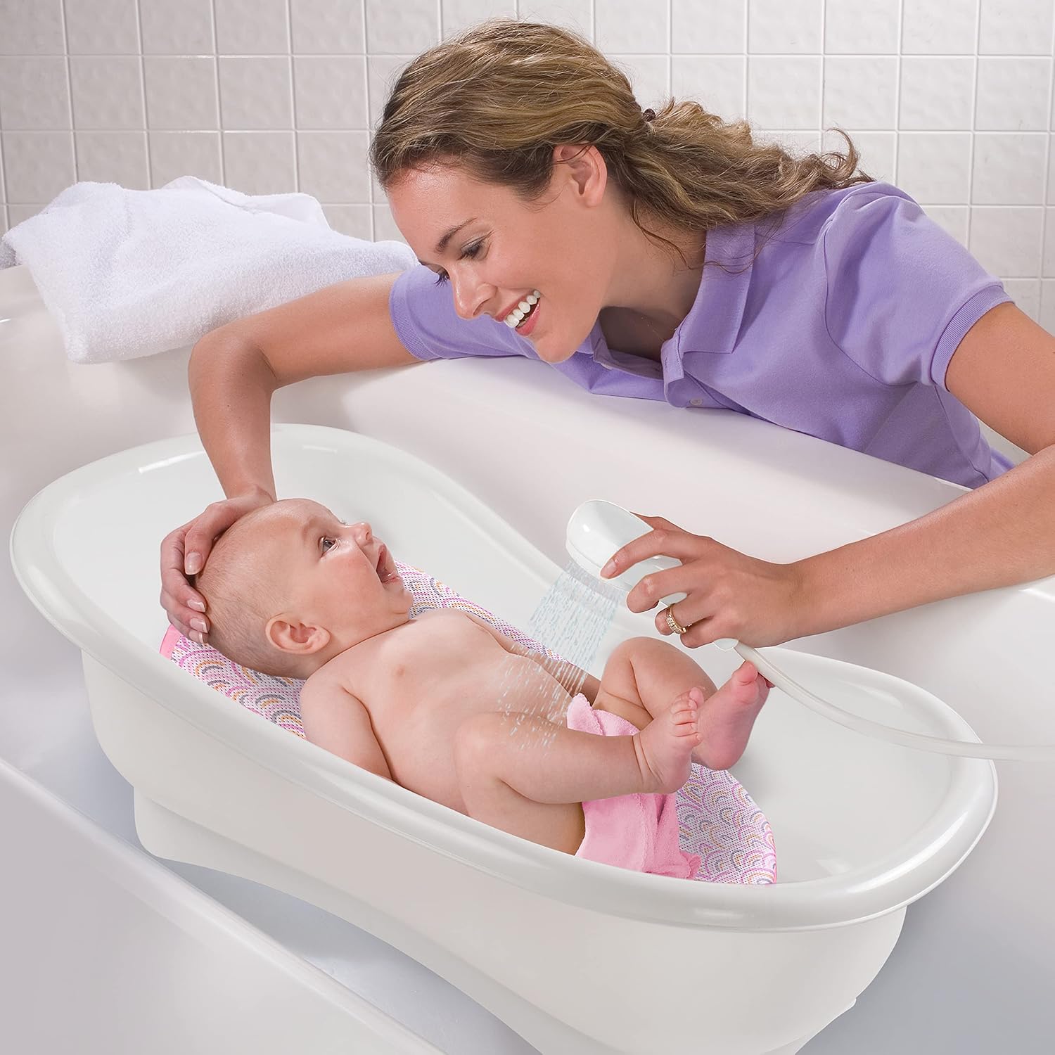 Newborn-to-Toddler Bath Center & Shower (Pink)