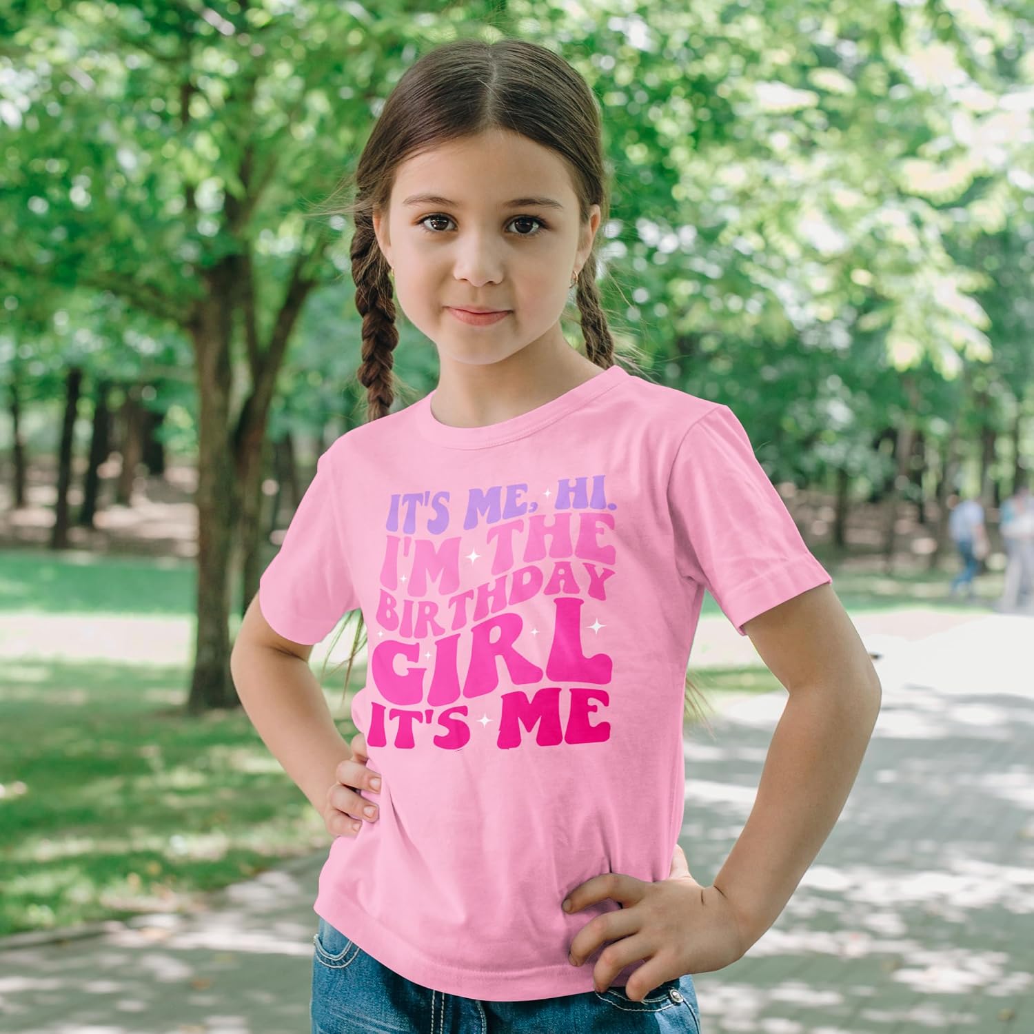 Olive Loves Apple It's Me, Hi It's My Birthday It's Me Girly Fun Birthday Shirt