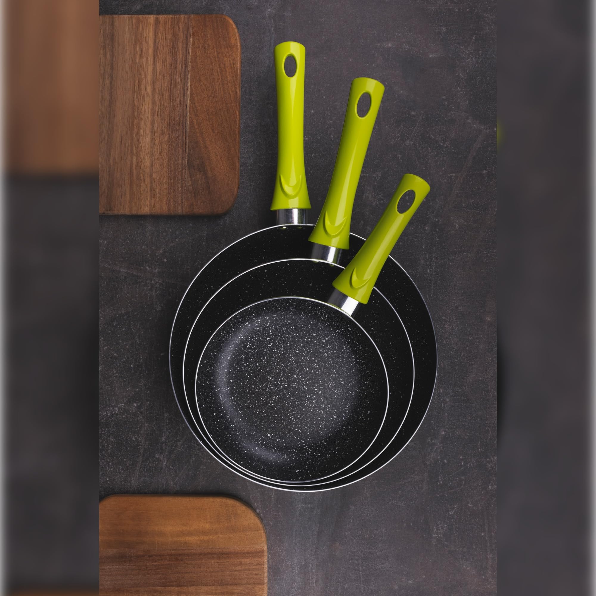 San Ignacio Set 3pc sarten (20+24+28cm) aluminium pressé vert avec Set 3pc ustensiles de cuisine en nylon avec Set 4pc couteaux en acier inoxydable
