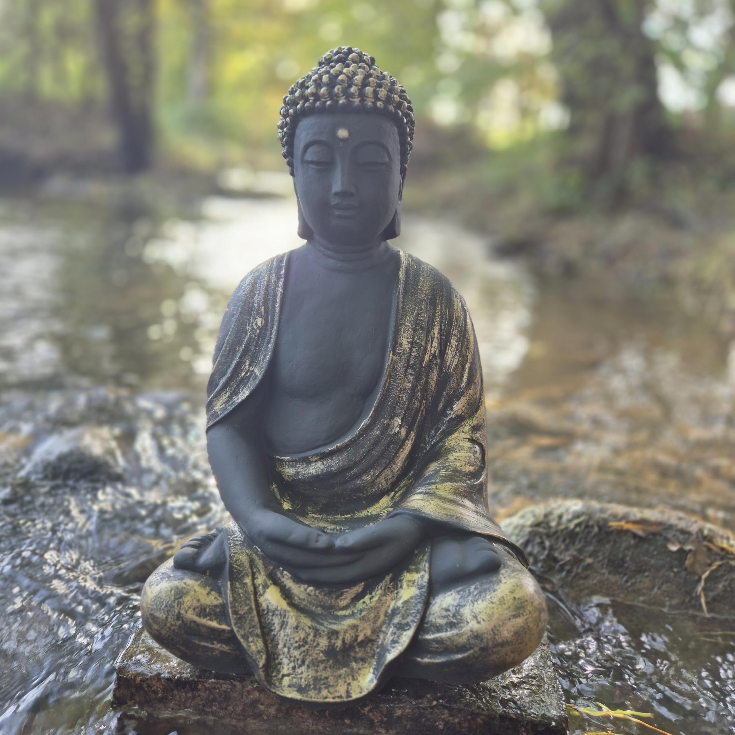 FABRIQ Statuetta di Buddha 38 cm - 12 kg - Oro Nero - Resistente alle intemperie - Zen & Feng-Shui Decorazione da giardino