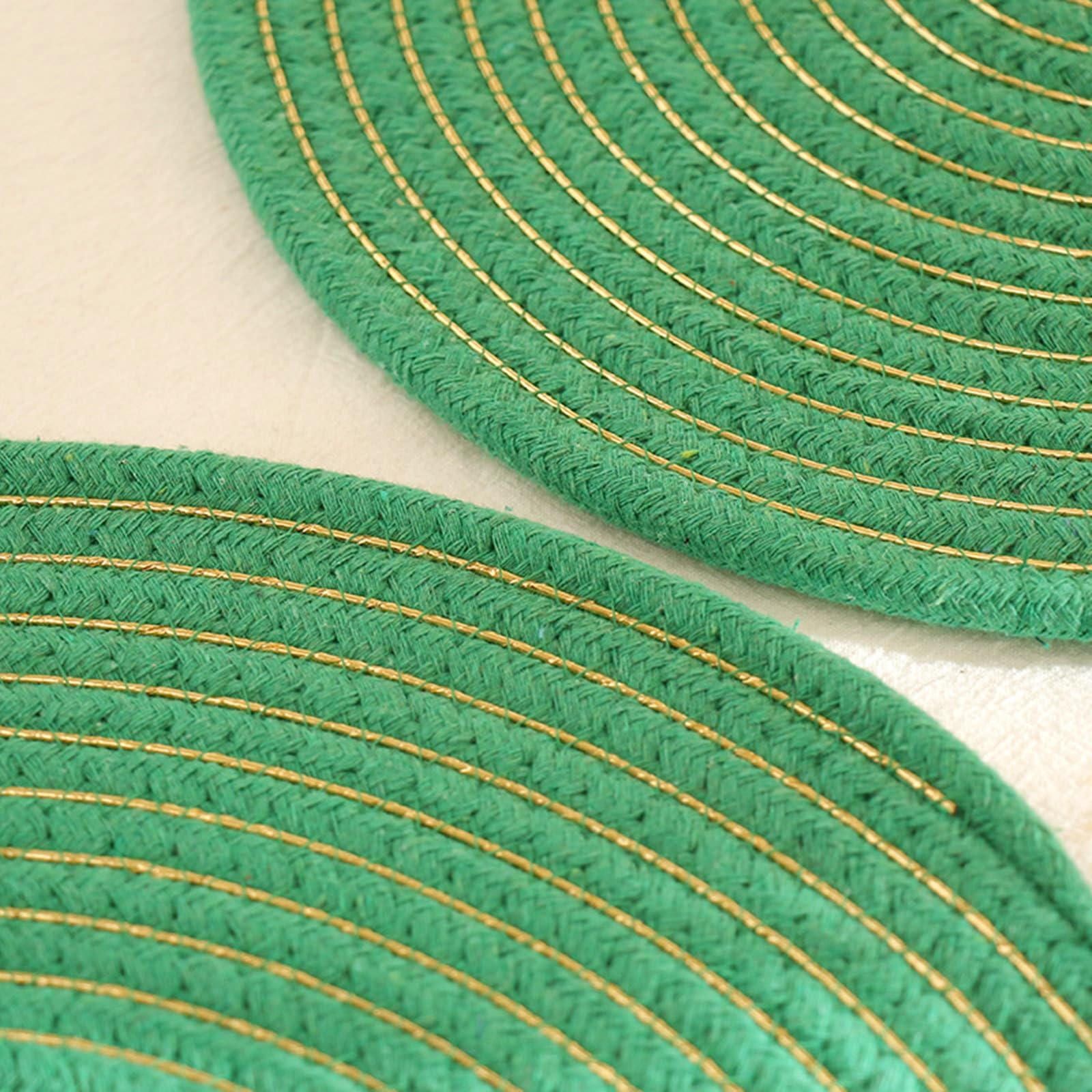 AMDXD Lot de 8 sets de table antidérapants en coton et lin - Vert/doré - Lavables - Ronds - Pour hôtel - 30 cm