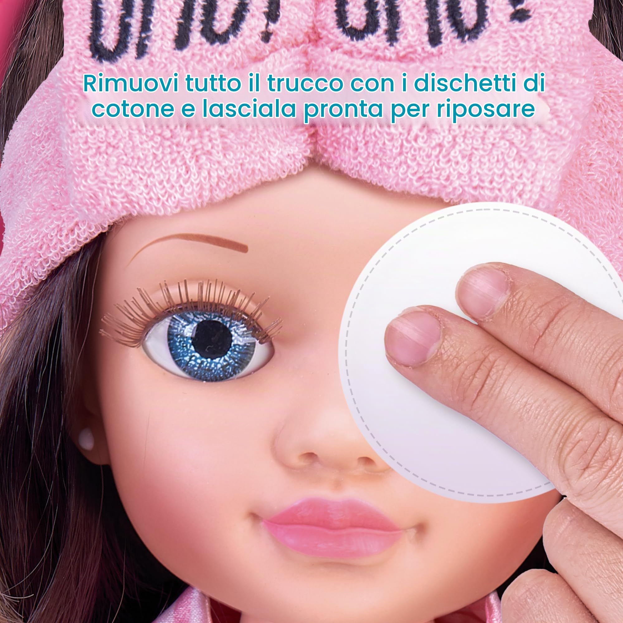 Nancy Beauty Fridge, bambola con accessori per il trucco e frigorifero con vassoio per il ghiaccio dedicato ai suoi cosmetici, per bambine/i +3 anni, Famosa (NAC74000)