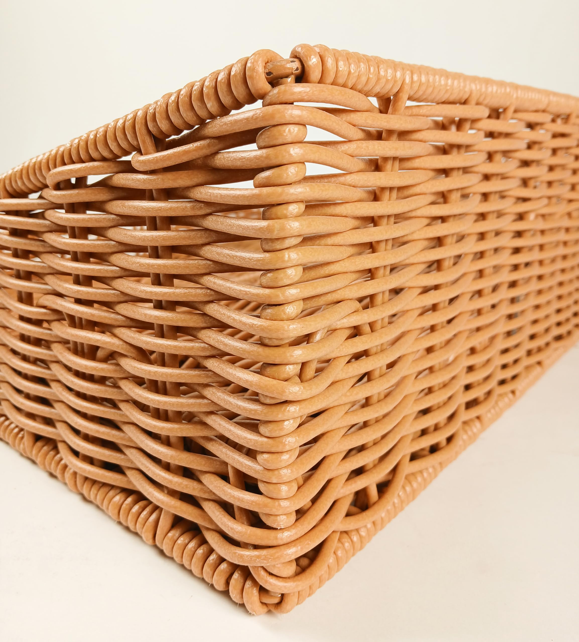 Kobolo Auslagekorb 61x40x17 cm braun, lebensmittelechter Polyrattan Präsentationskorb, robuster Regalkorb für Brot, Obst & Gebäck, Buffetkorb & Verkaufskorb für Bäckerei, Buffet & Supermarkt