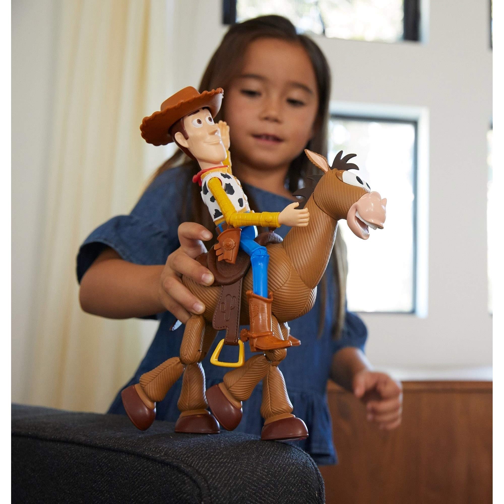 Disney Pixar Toy Story 4 Woody and Bullseye 2Character Pack, Movie