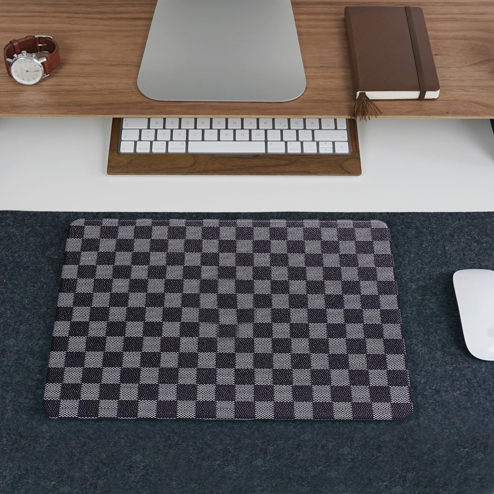 Funda a cuadros para MacBook Air de 15 pulgadas 2025 2024 2023 M4 A3241 M3 A3114 M2 A2941, elegante diseño de cuadrícula de ajedrez texturizado, funda rígida de piel sintética y cubierta para teclado