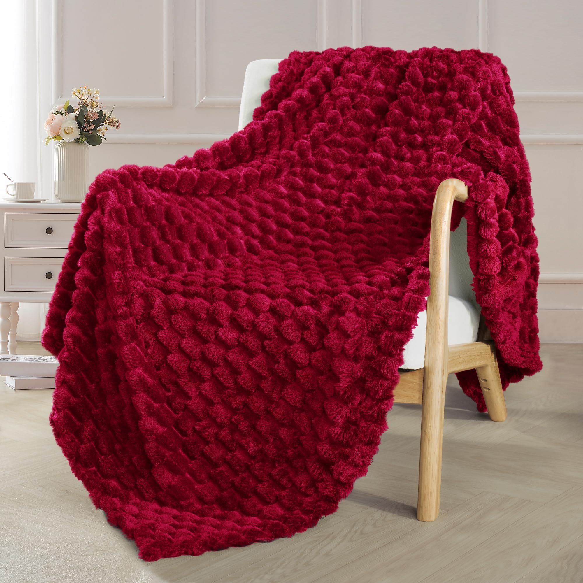 Exclusivo Mezcla Large 3D Fleece Throw Blanket for Couch, Deep Red