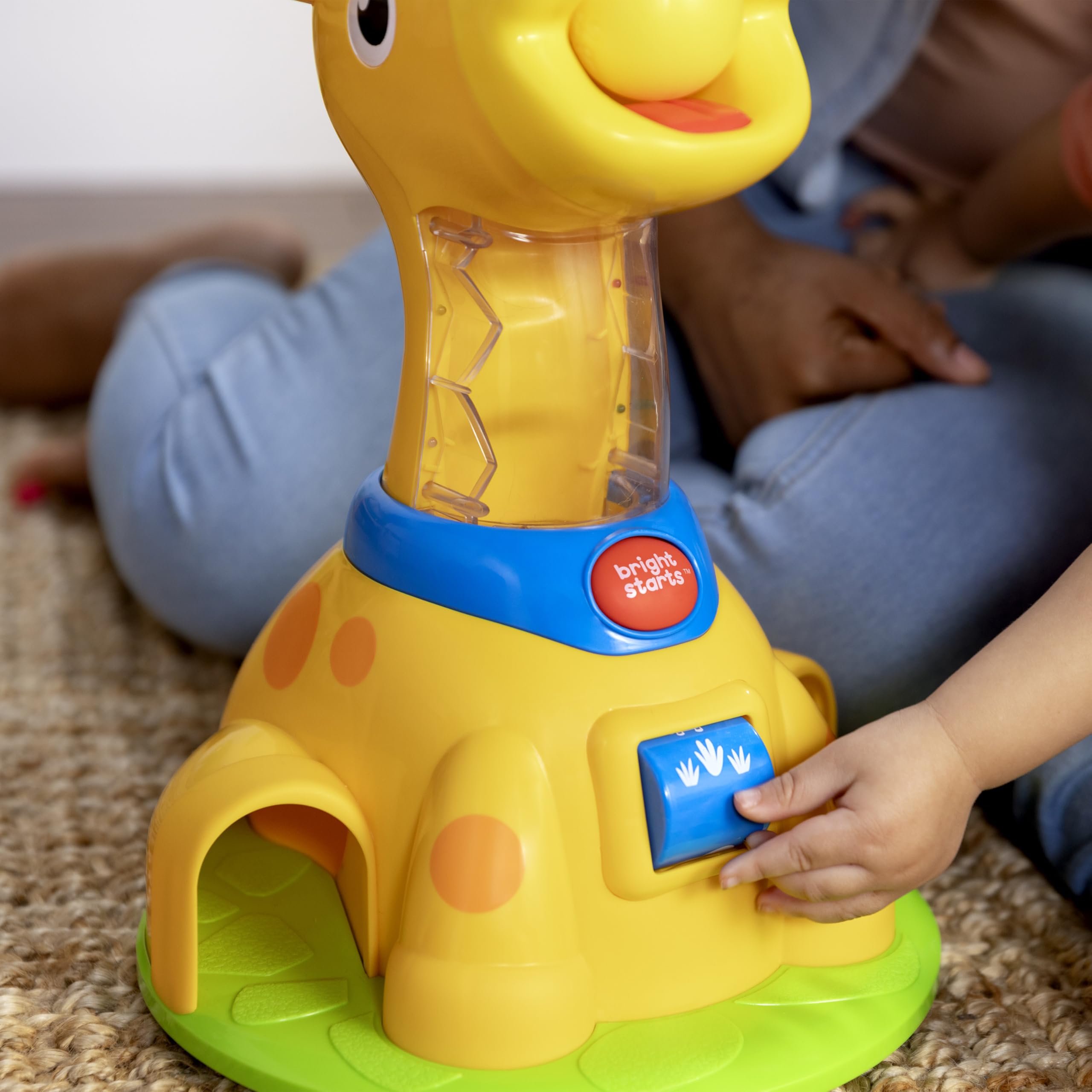 Bright Starts Zabawka Spinnin' Spots Giraffe Ball Play dla umiejętności motorycznych i skutków przyczynowych, +6 miesięcy, unisex, piłka do raczkowania i ścigania - wielokolorowa