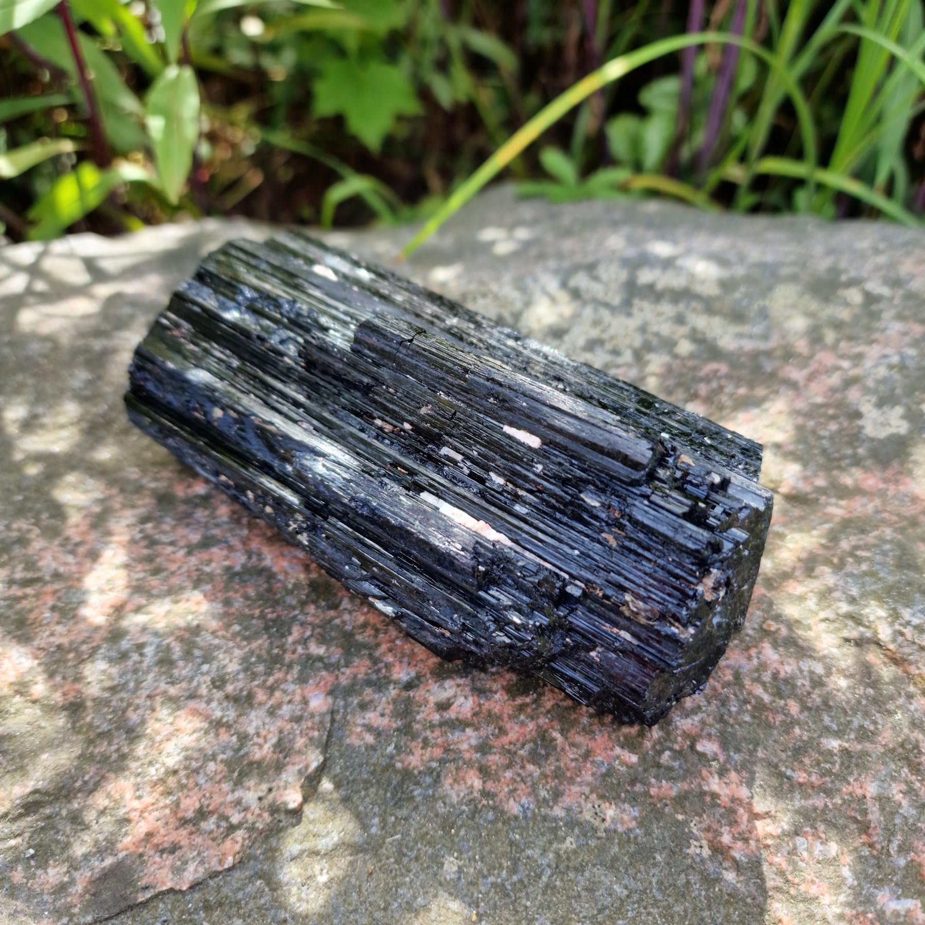 Budawi® Schwarzer Turmalin Rohstein | Schörl Edelsteinbrocken