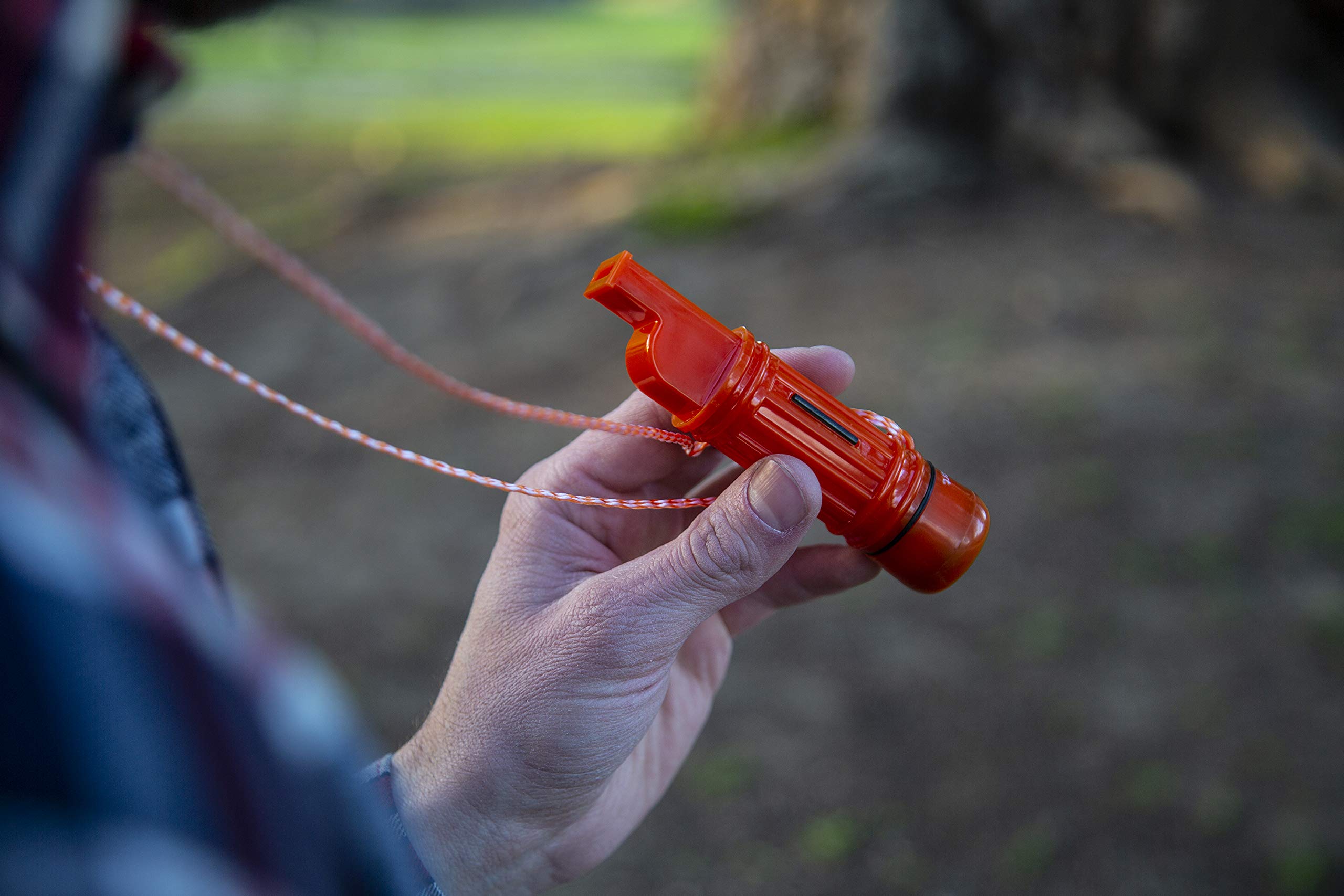Amazon.com : Stansport 5-in-1 Plastic Survival Whistle (622