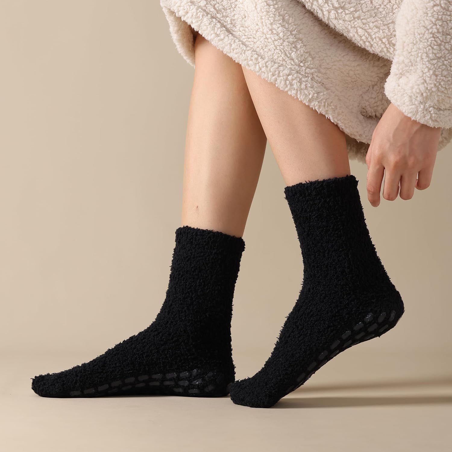 6 Pairs Fuzzy Socks with Grips Ankle Slipper Socks Womens Winter Cozy Plush Christmas Socks (6 Pairs Black-No Slip)