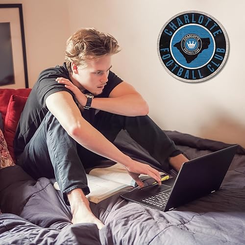 Miniatura 62 de Fan Creations Letrero redondo de madera de New York Red Bulls FC MLS, decoración de pared redonda de 12 pulgadas, muestra tu espíritu RBNY y decora