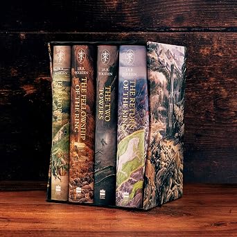 The Hobbit & The Lord of the Rings Boxed Set: The Complete Illustrated Middle-earth Quest in a Premium Gift Edition