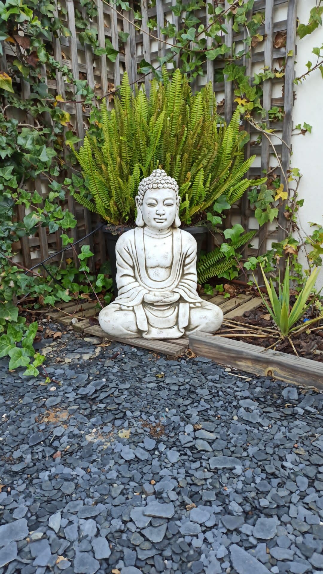 Genérico Estatua de Buda Sentado en Meditación, Figura Decorativa de Jardín o Interior, Acabado Antiguo