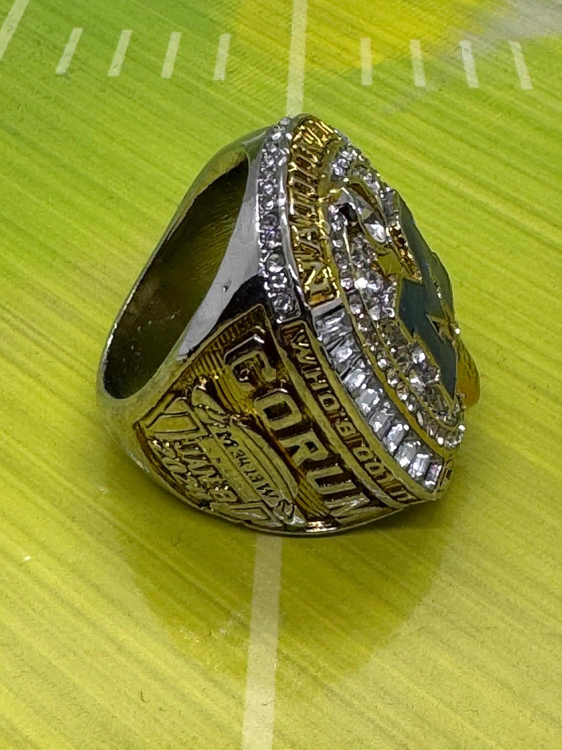 Michigan Wolverines 2024 National Championship Replica Ring w/Blake Corum Card Shadowbox