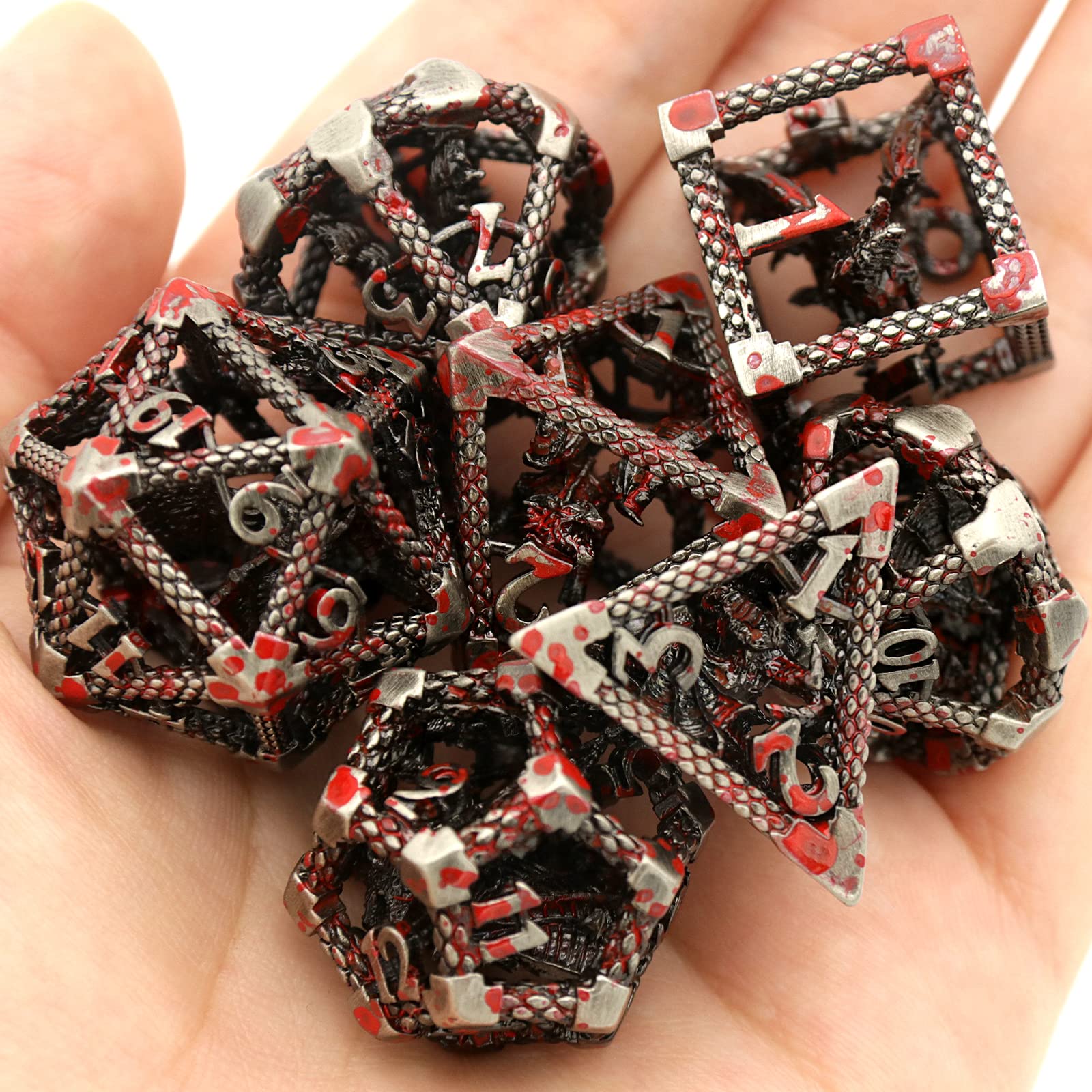 Dés Polyédriques Collection RPG Dés Métal Creux Dragon D&D - Set 7 Pièces HNCCESG - Polyédriques Pour Jeux De Rôle - Finition Rouge Doré Jeu Dés Rpg Dés Polyédriques Collection RPG Dés Métal Creux Dragon D&D - Set 7 Pièces HNCCESG - Polyédriques Pour Jeux De Rôle - Finition Rouge Doré Jeu Dés Rpg