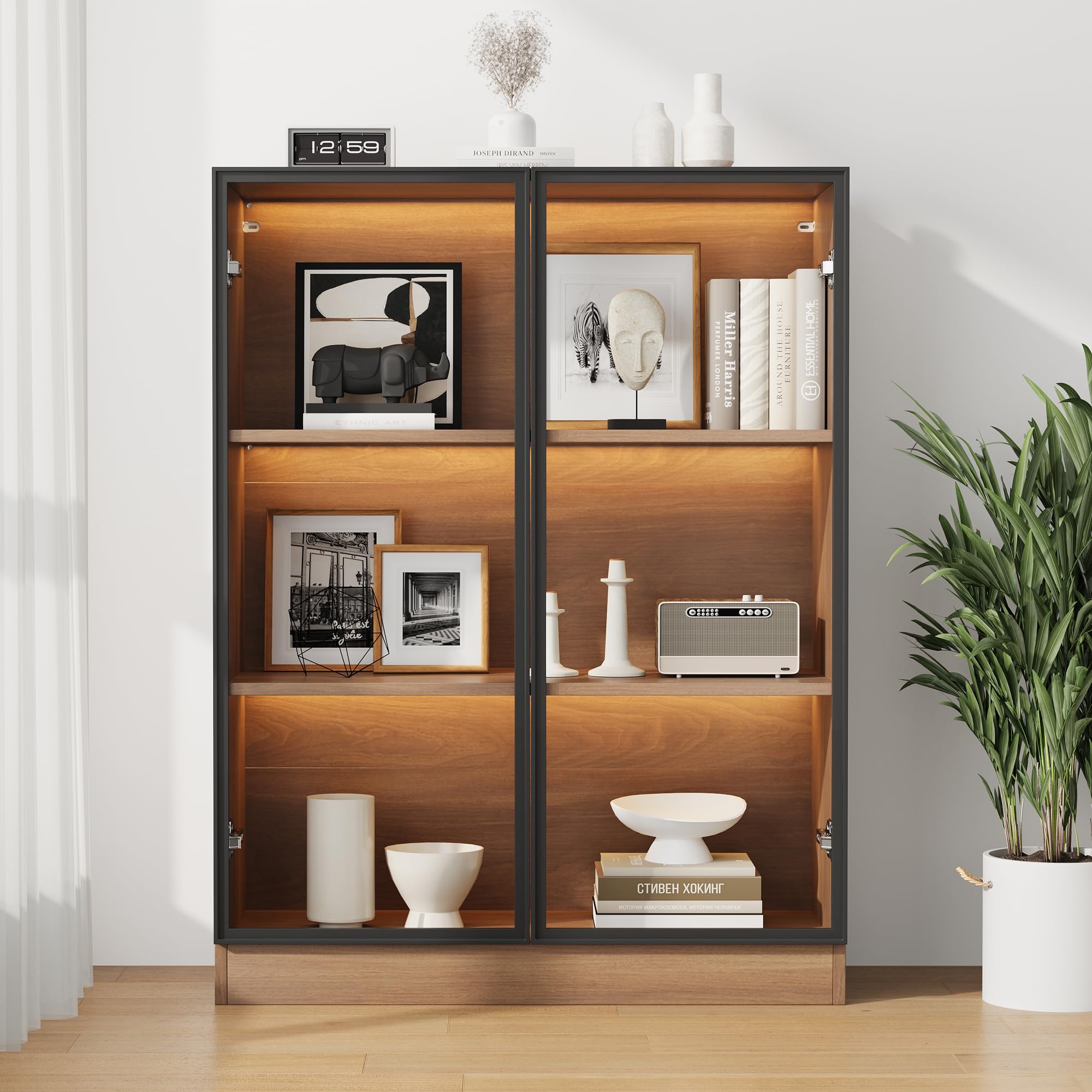REXO Vitrina de cristal de 32 × 106 × 80 cm con iluminación y estantes de 3 niveles, armario multifunción de cristal de madera de nogal natural, ideal como vitrina de coleccionista.