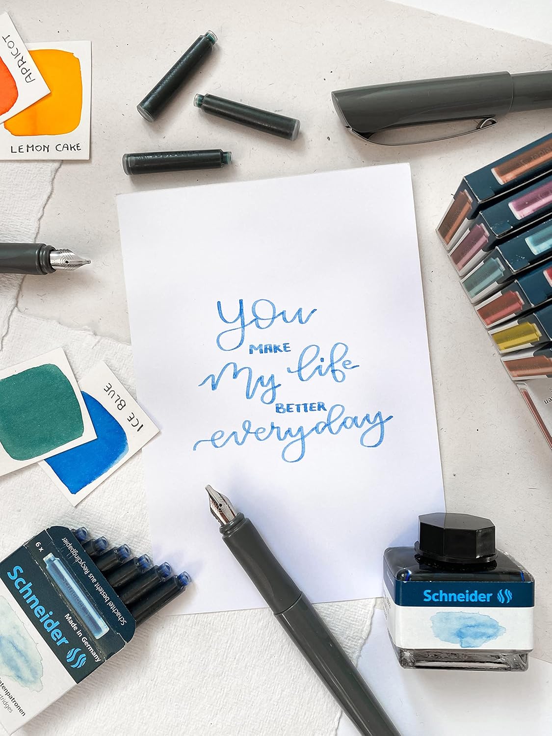 Schneider 143820 Callissima Calligraphy Fountain Pen Gift Set (3 Different Nib Sizes Including Cartridges and Hand Lettering Instructions) Pebble