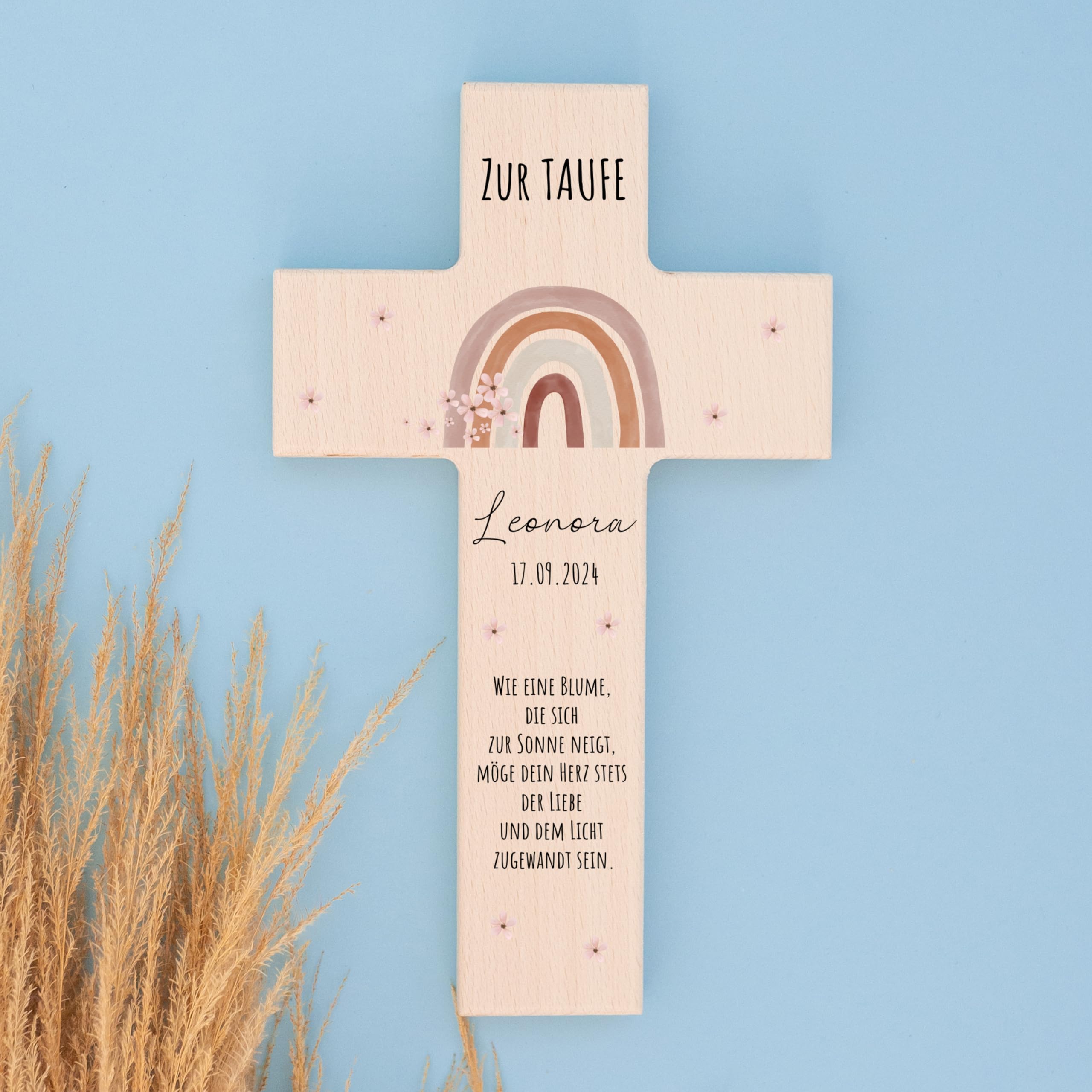Bärenfreunde - Personalisiertes Taufkreuz mit hochwertigem Spezial-Druck aus massivem Buchenholz - Taufe Geschenk - Holzkreuz Taufe (Regenbogen Blumen)