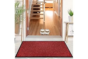 LuxUrux Red Striped Christmas Entry Mat: Delightful Holiday Door Decor