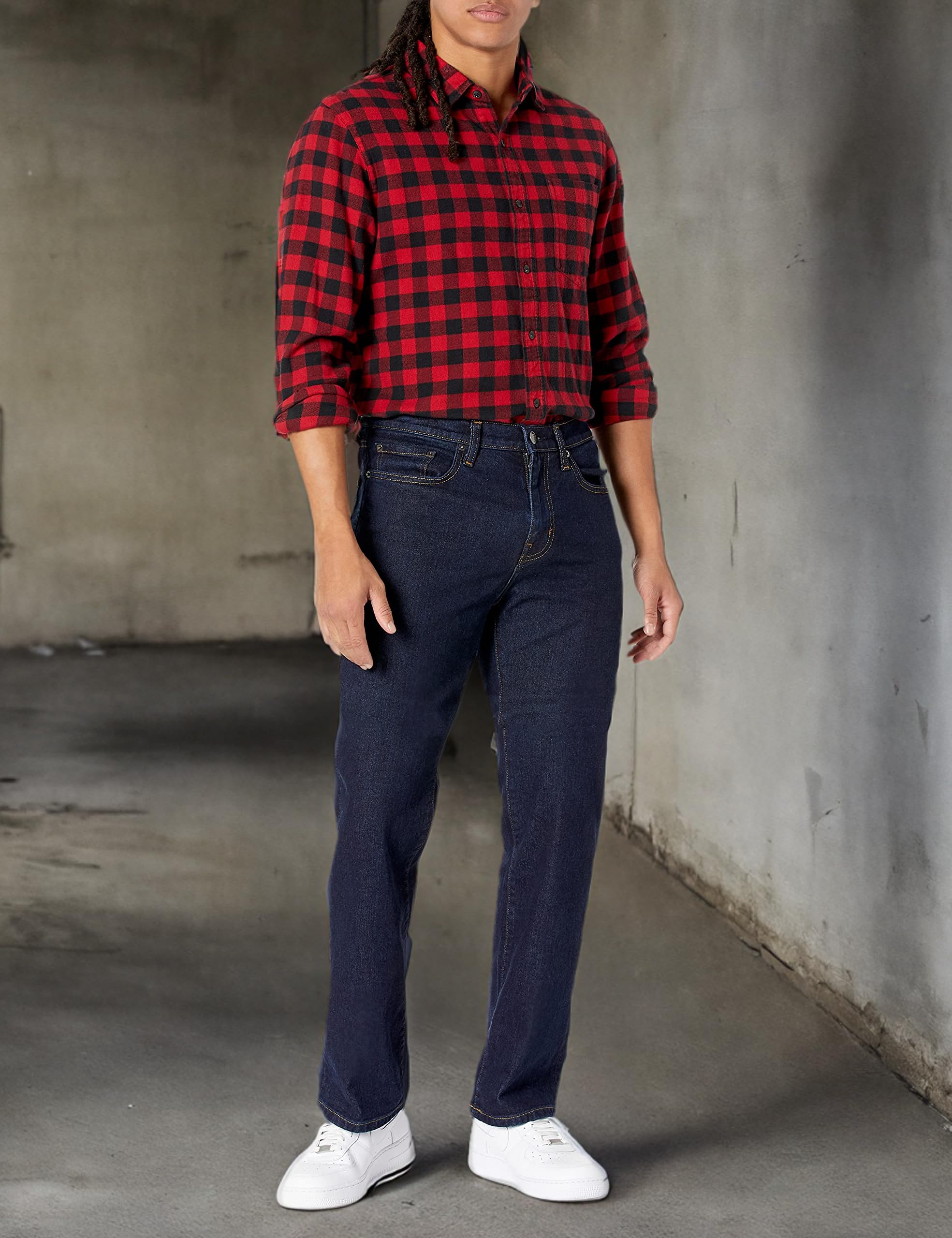 Amazon Essentials Jeans dritti con taglio bootcut - colori fuori produzione Uomo