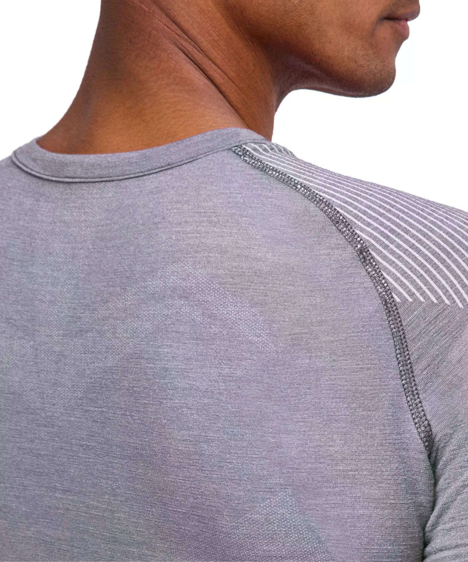 FALKE Herren Wool-Tech Light Funktionsshirt Kurzarmshirt atmungsaktive klimaregulierende geruchshemmende nachhaltige Wolle Funktionsmaterial warme und kalte Temperaturen Funktionsunterwäsche 1 Stück