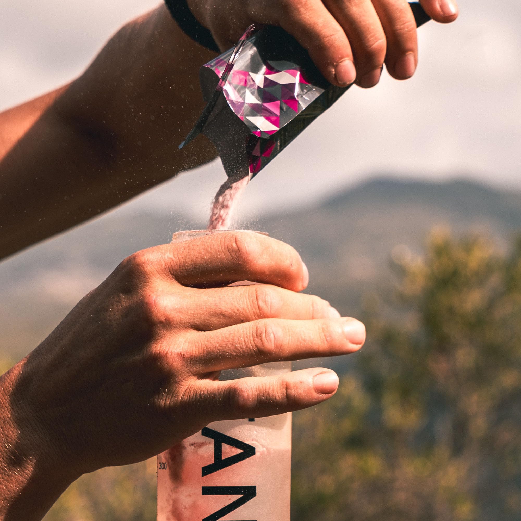FANTÉ Fuel+ Pack | Pack de 19 productos con geles energéticos, gummies y bebida de carbohidratos para running y ciclismo con cafeína y sodio.