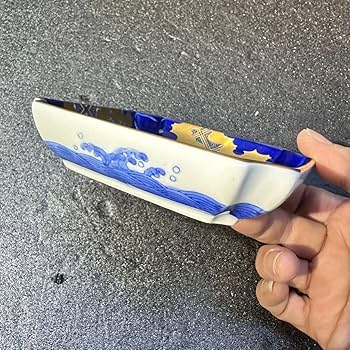 Amazon.co.jp: 有田焼 深川製磁 長崎阿蘭陀人之図 角4号 飾り皿