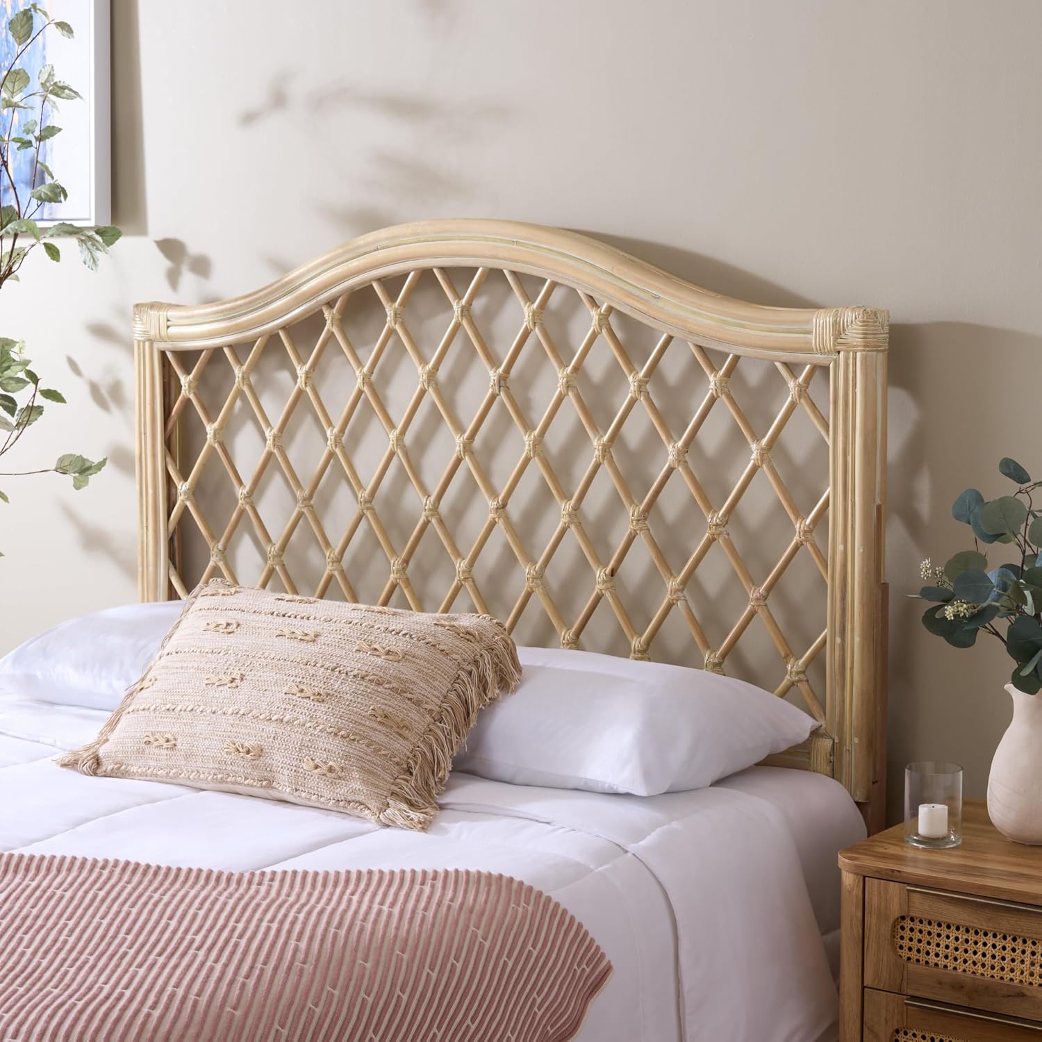 SAFAVIEH Furniture - Gabrielle Rattan Queen Headboard - White-Washed - Rattan - Coastal Woven Design - Ideal for Bedroom (SEA8031C-Q)
