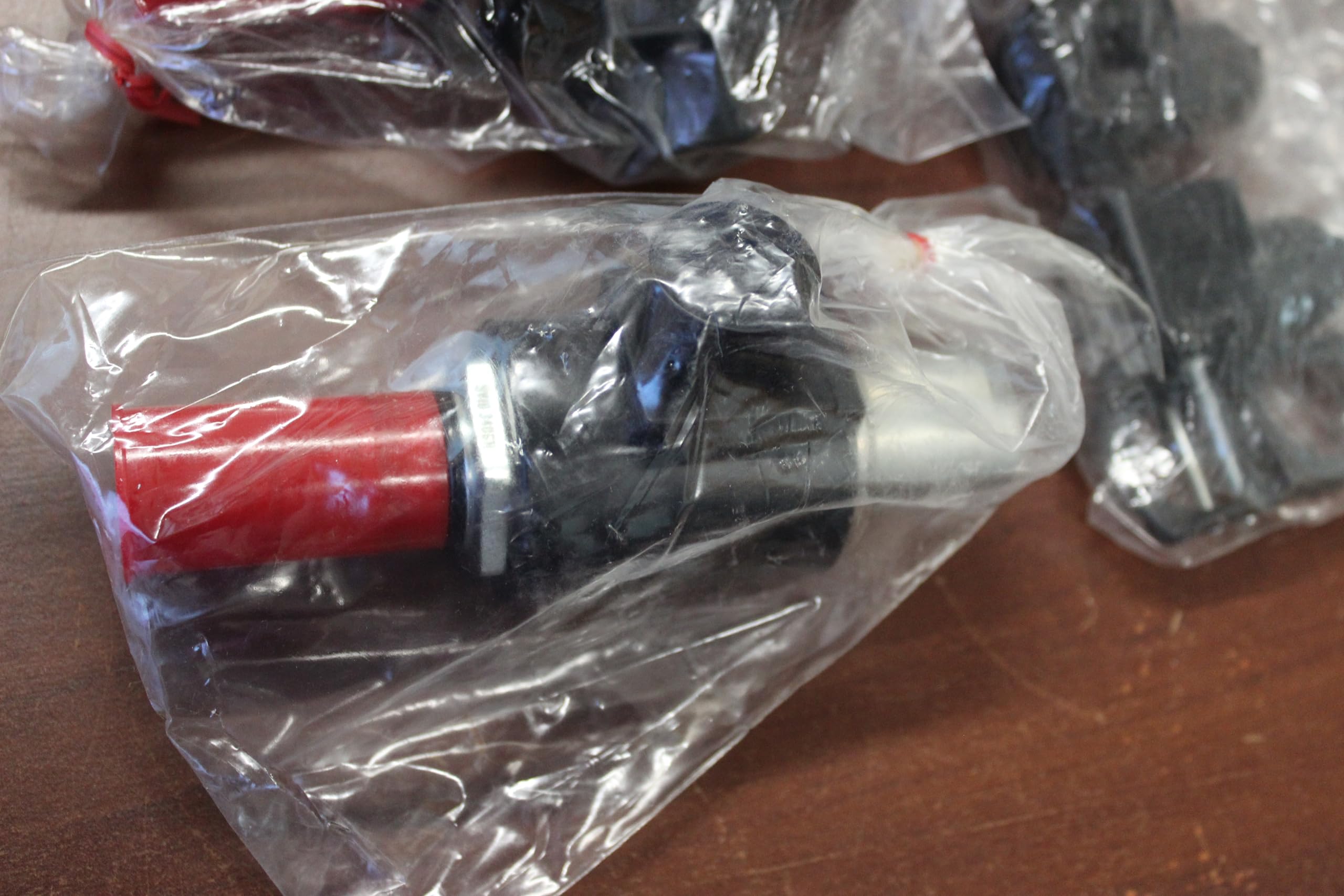 3828565 VOLVO PENTA SHIFT VALVE 24V REVERSE GEAR, RED-BLACK