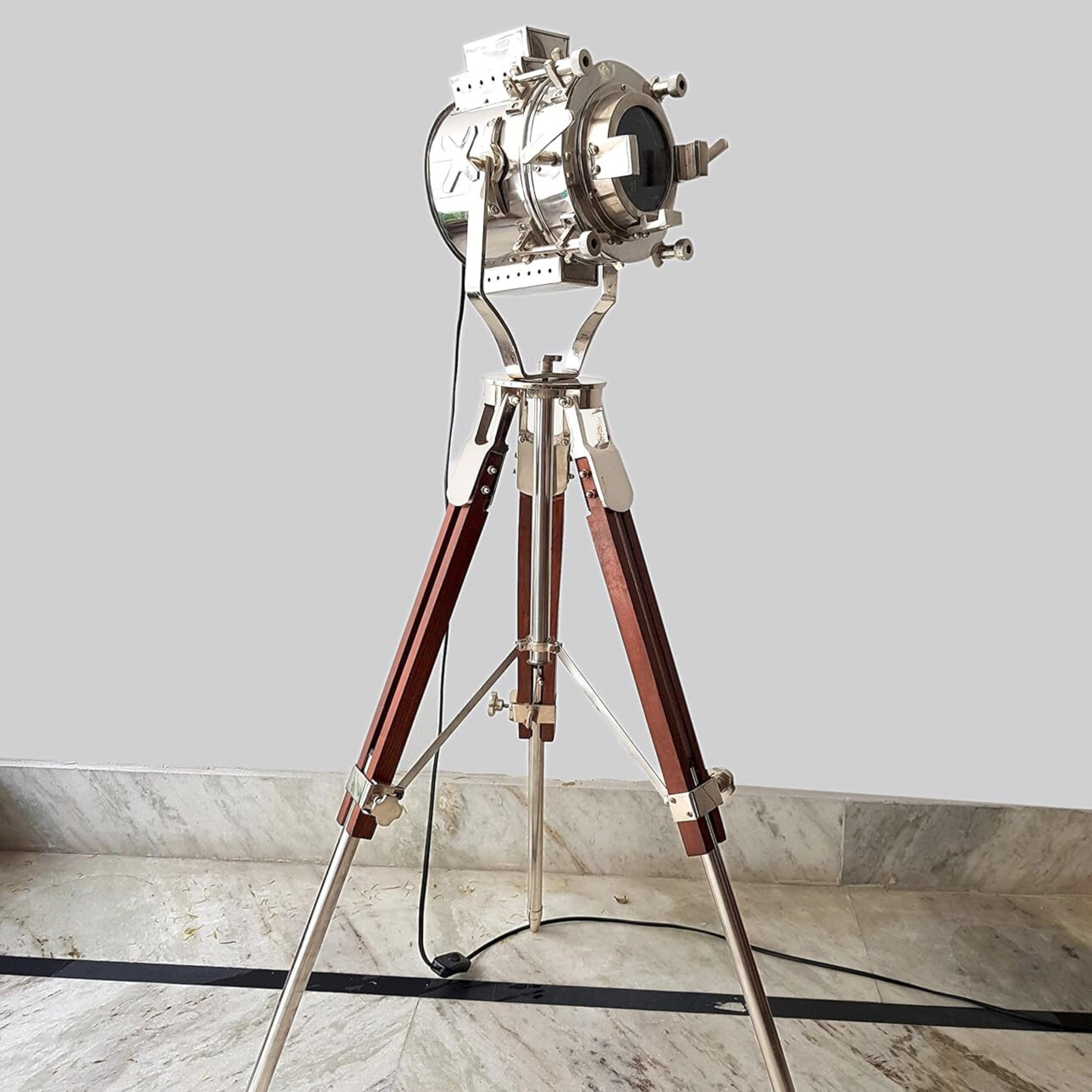 Amazon.co.jp: Nautical Spotlights (ローフロアランプ) ヴィンテージ