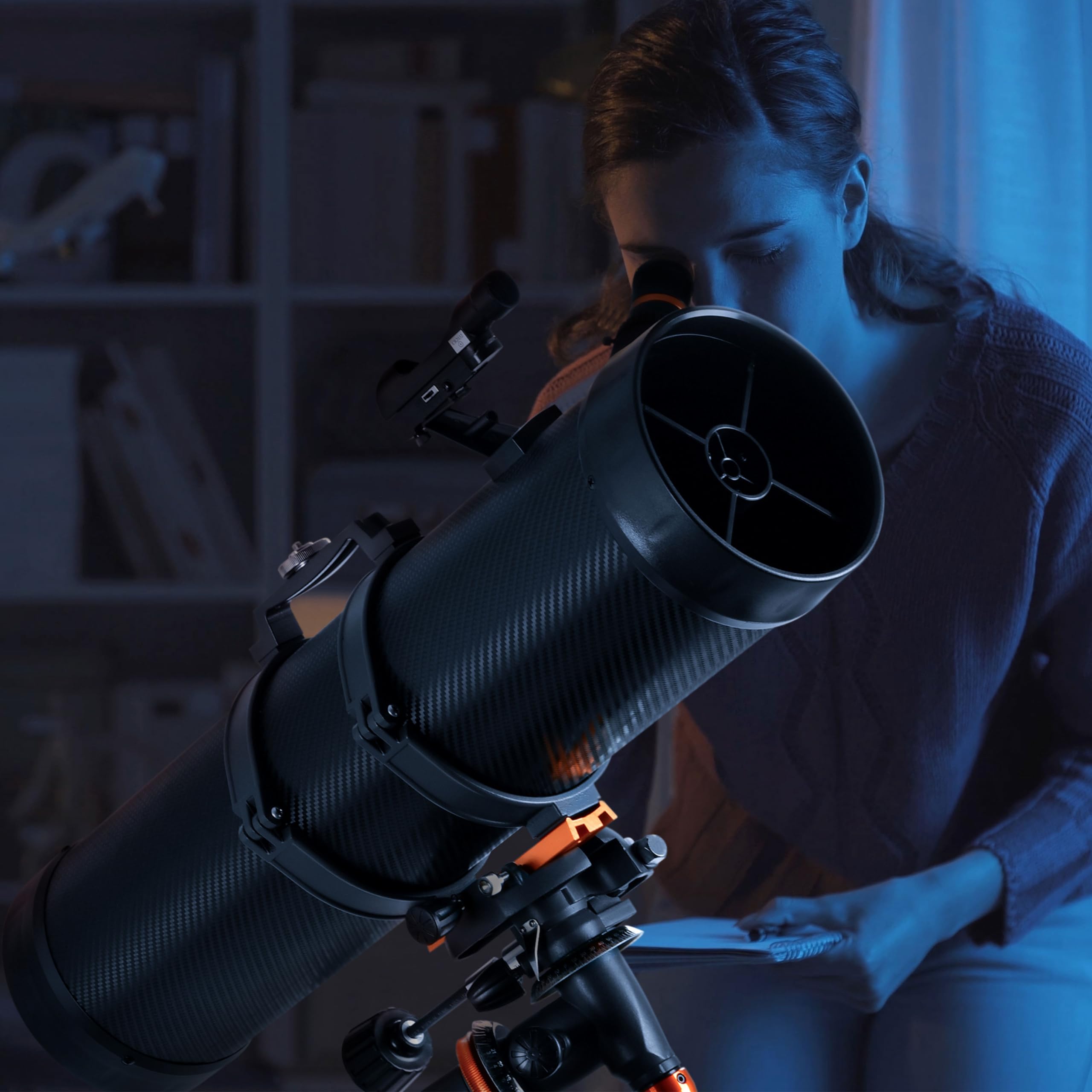 AOMEKIE Telescopio para Adultos Astronomía Apertura 130mm Telescopio Reflectores 650mm para Principiantes con Montura EQ5 2 Oculares Plossl y Adaptador de Teléfono y Visor