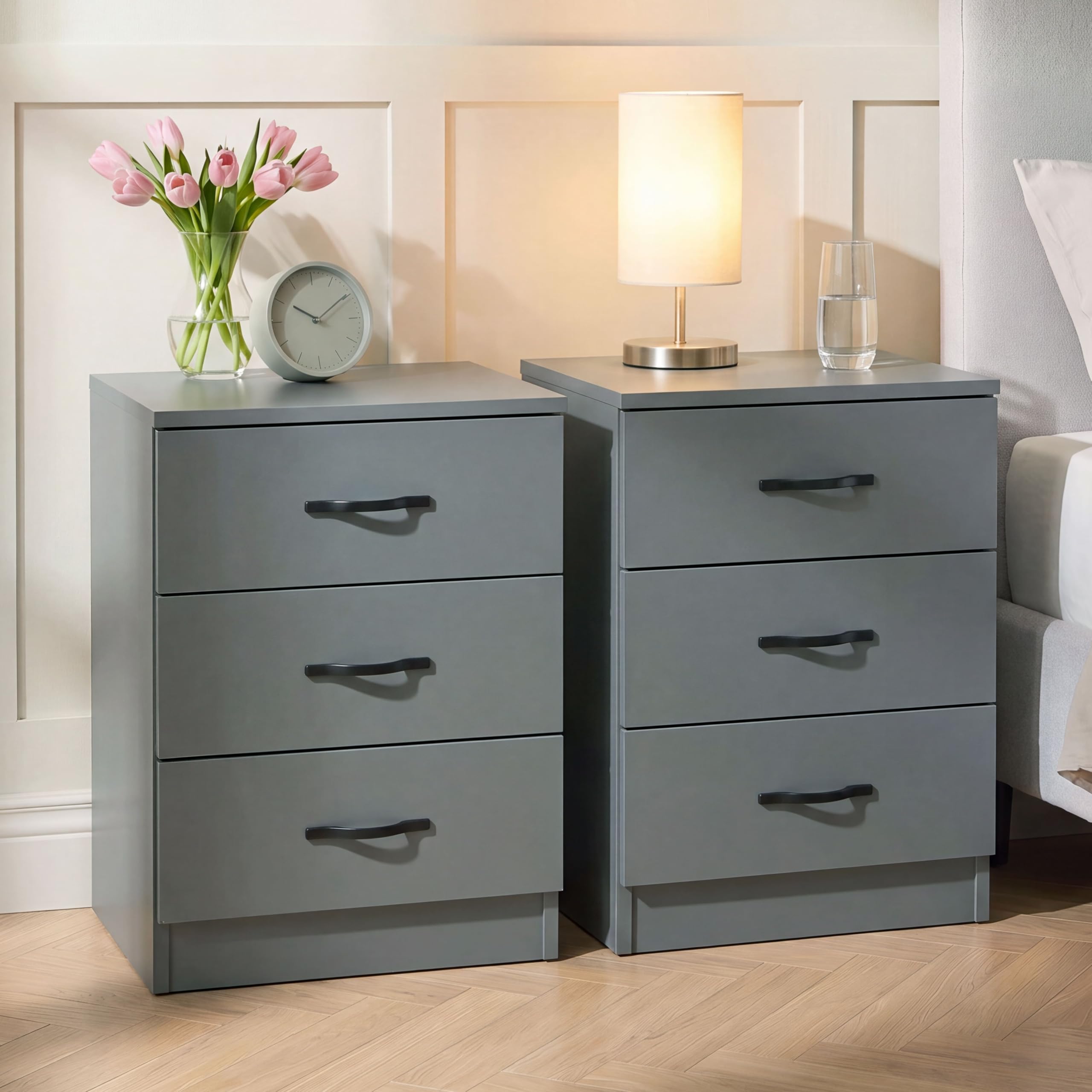 Vida Designs Riano 3 Drawer Bedside Chest Set of 2 | Green | Space-Saving Nightstands | 56H x 40W x 36D cm | Engineered Wood | Anti-Bowing Drawer Support | Ideal for Bedroom & Guest Room