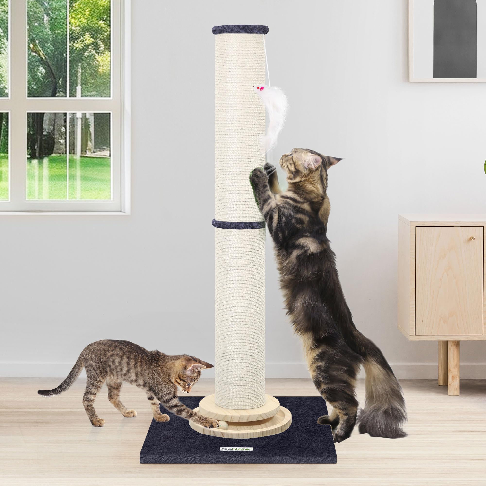 Globlazer Kratzstamm XXL, Kratzsäule Groß Stabil hoch 90 cm & 50 cm 2 IN 1 mit Plüsch Katzenspielzeug 11cm Dicker Stamm Sisal Holz Trackingball, Kratzbaum XXL für Große Katzen (SC35, Dunkelgrau)