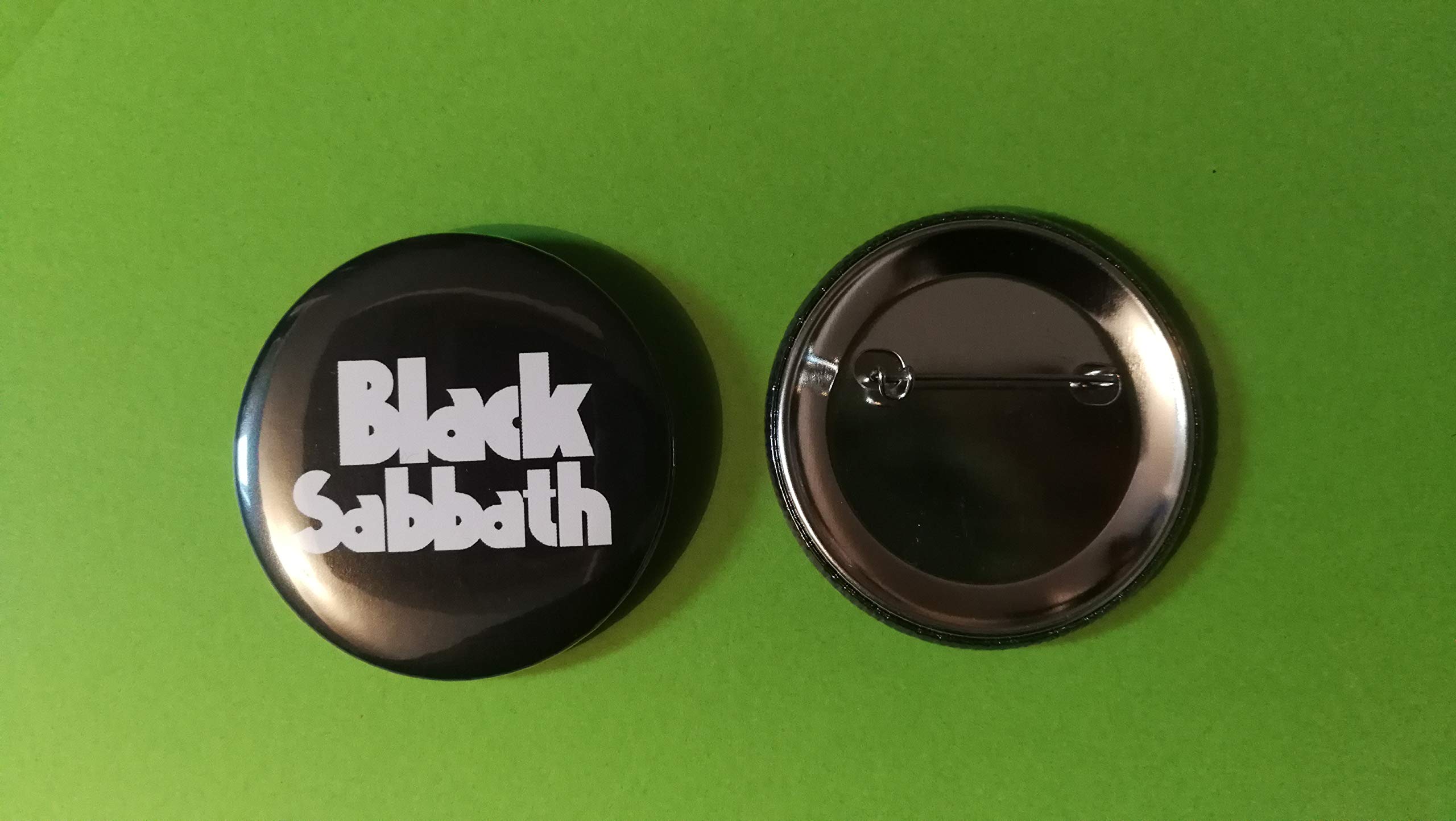 CEEBOOBLUE HAWAI BA1008 - Black Sabbath Badge - 56 mm