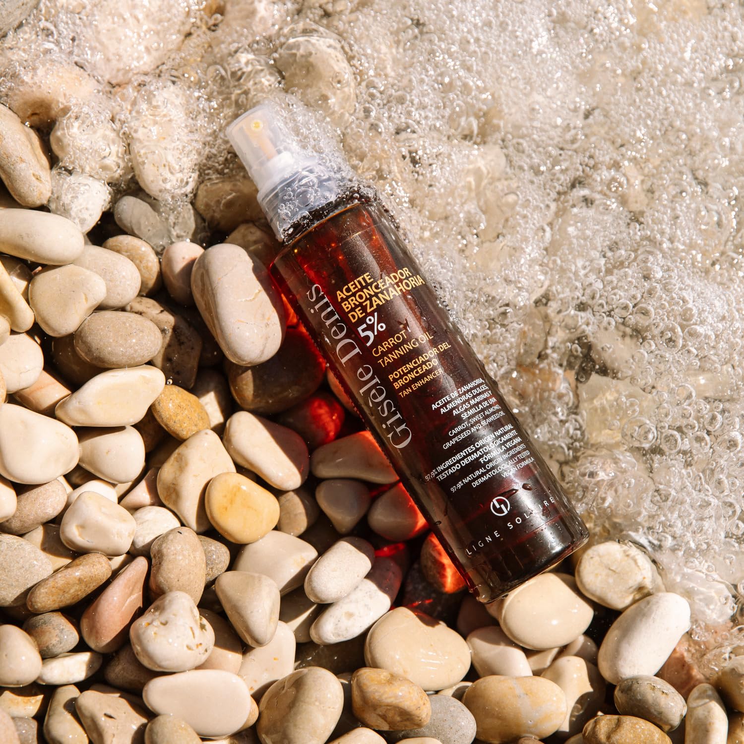 GISÈLE DENIS - Huile bronzante à la carotte 5% 200 ml, Huile bronzante, Accélérateur de bronzage, Bronzant solaire, Ingrédients d'origine naturelle, Résistant à l'eau, Formule végétalienne